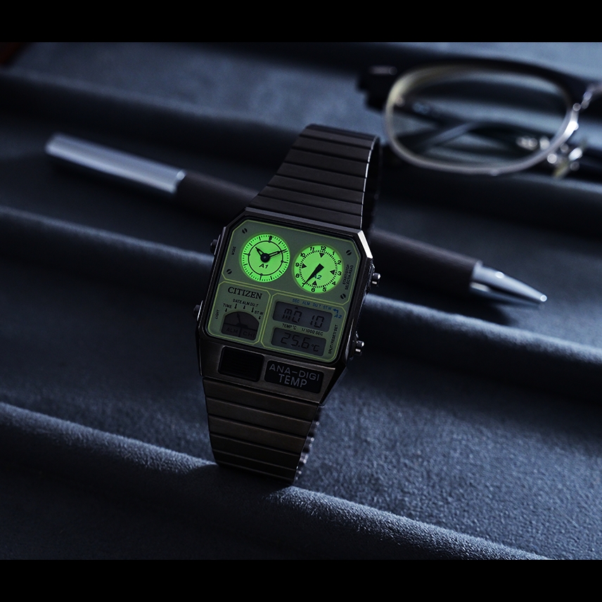 Citizen Chronograph Quartz 32mm Stainless Steel Black 착용 스타일