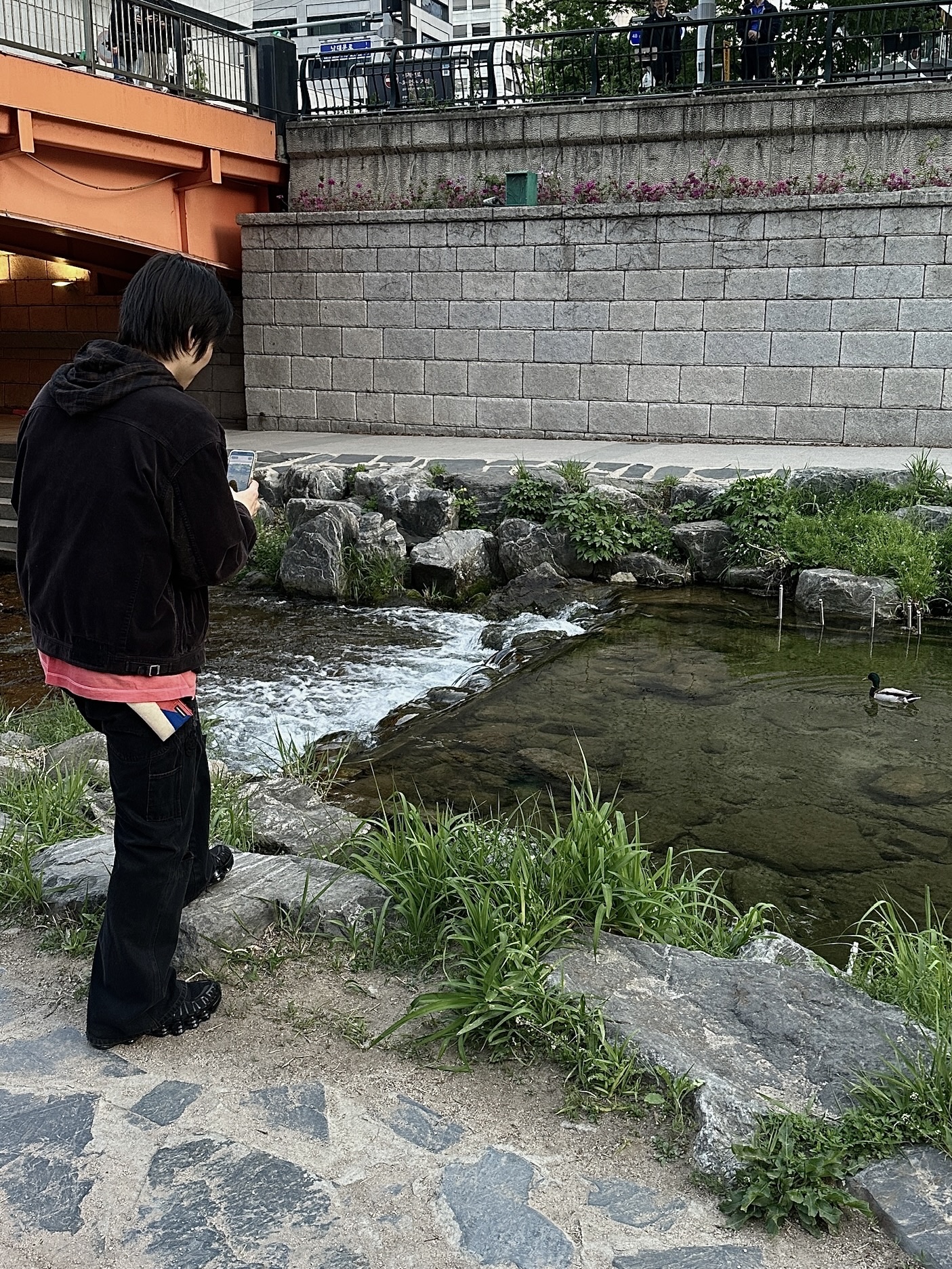 Polyteru Human Index Human Check Hoodie Parka Brown, Polyteru 1011 Cross Patched Denim Pants Black (Cut Off Knee) 착용 스타일 - 2