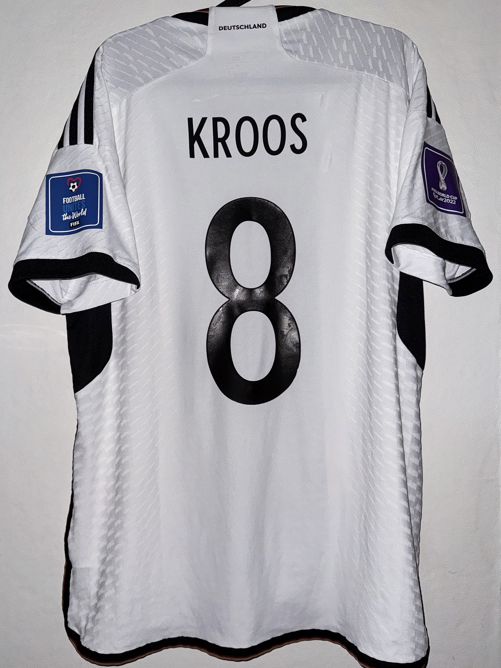 Adidas Germany 2022 Home Jersey White - KR Sizing 착용 스타일