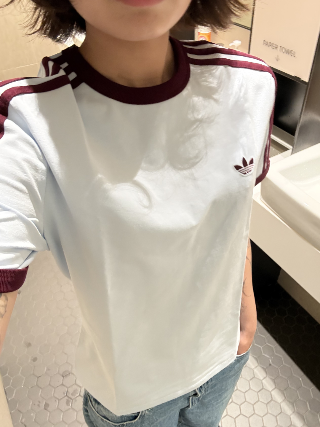 (W) Adidas 3 Stripes Slim T-Shirt Crystal Sky Maroon - KR Sizing, (W) Adidas 3 Stripes Slim T-Shirt Crystal Sky Maroon - US Sizing 착용 스타일 - 3