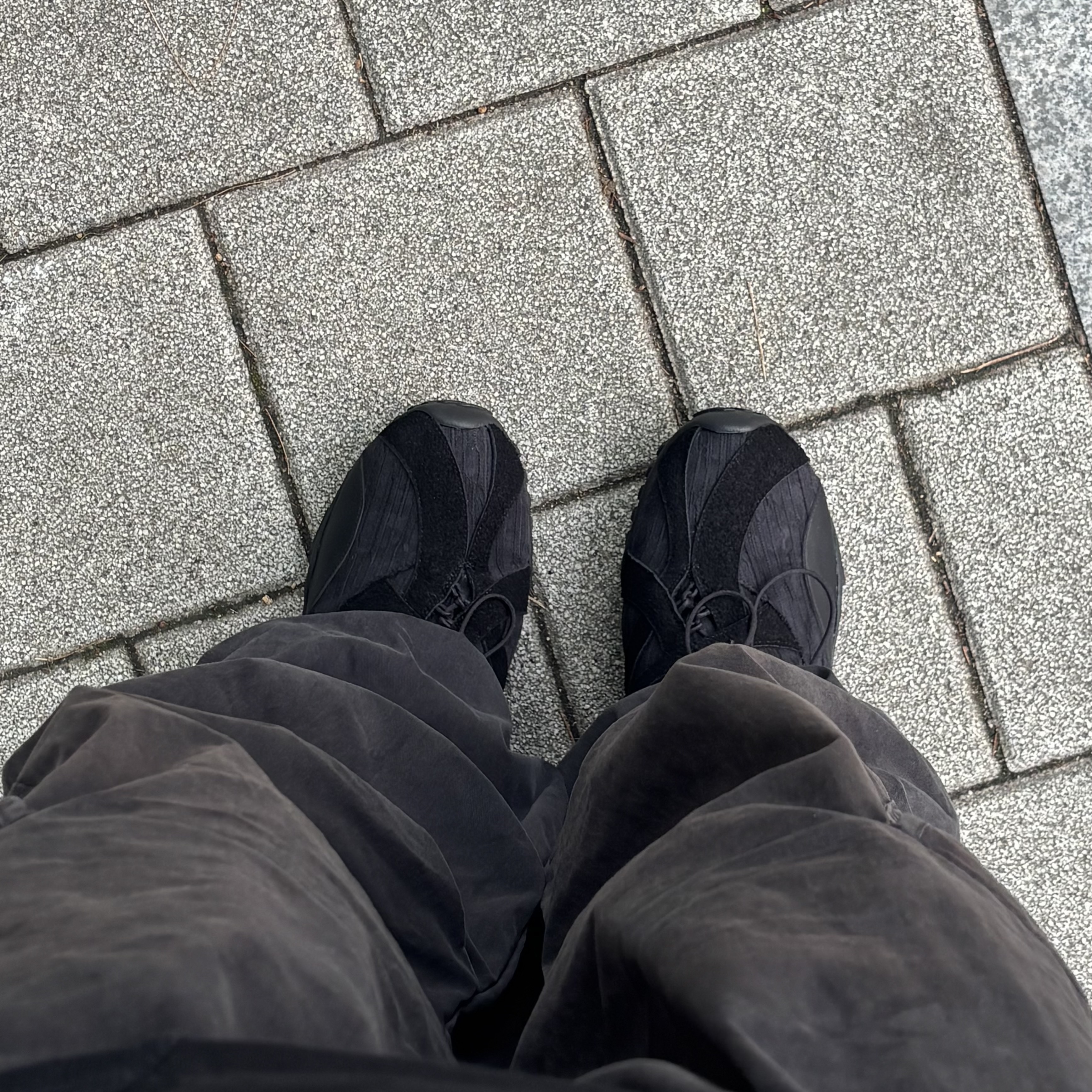 [6% 적립] NegativeThree Asymmetry No.3 Sneakers Black 착용 스타일