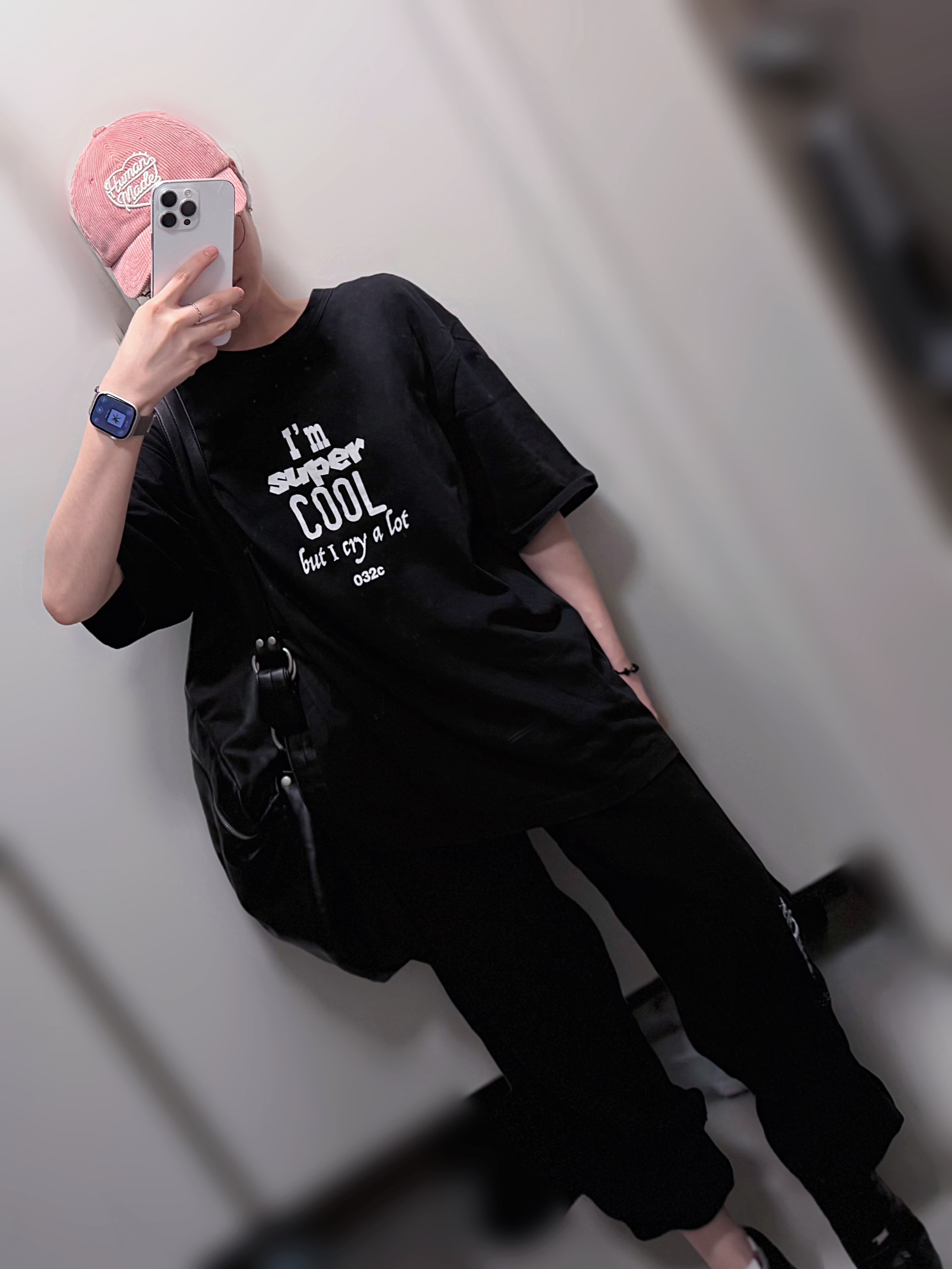 032c Mayhem Oversized T-Shirt White, Human Made 6 Panel Corduroy Cap Pink 착용 스타일