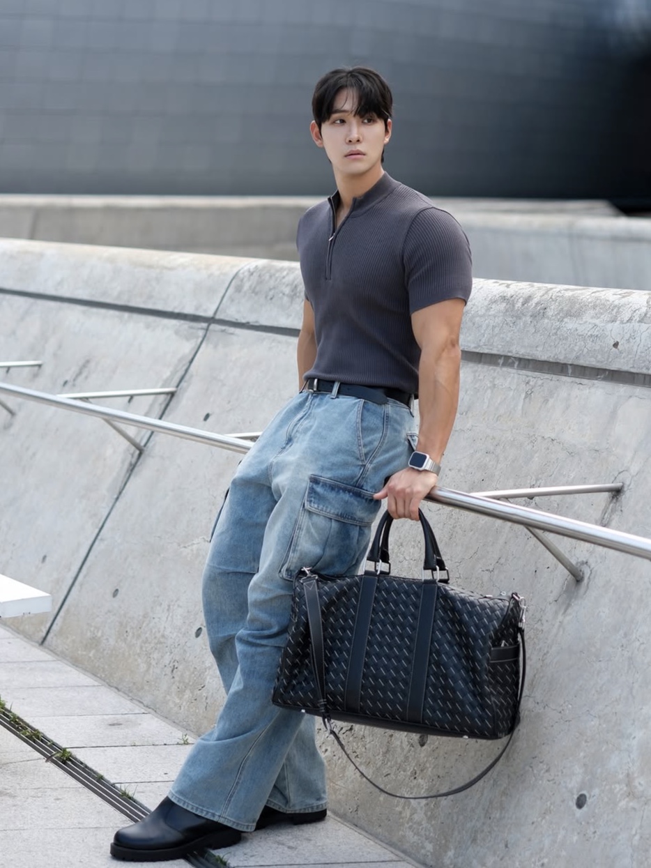 PHOS333 M Slim Fit Half Zip Knit Charcoal 착용 스타일 - 2