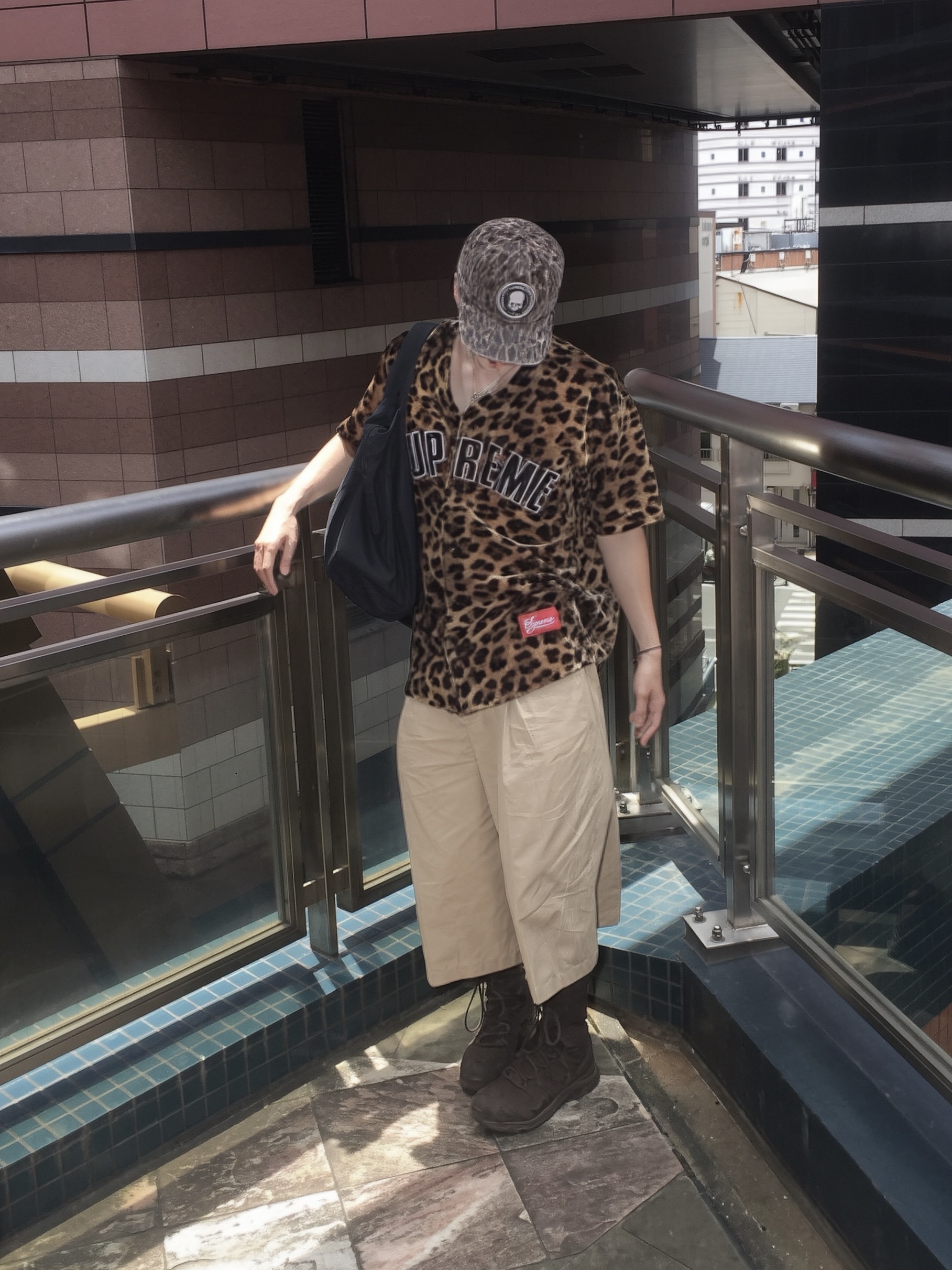Supreme Velvet Baseball Jersey Leopard - 25SS, Supreme x Number (N)ine 6-Panel Leopard - 25FW 착용 스타일 - 2