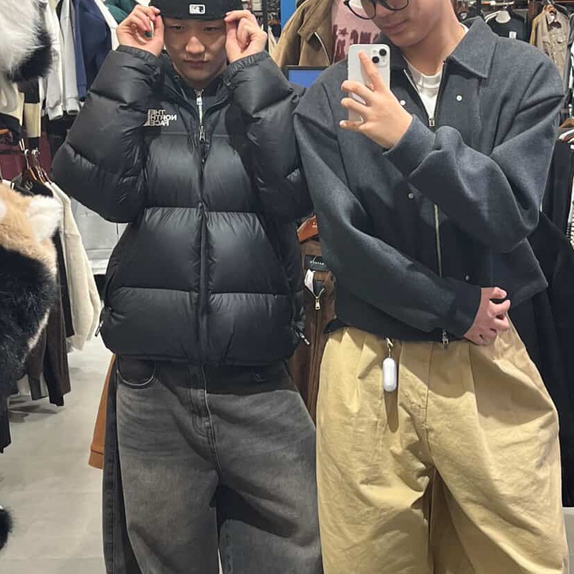 The North Face 1996 Retro Nuptse Down Jacket TNF Black 착용 스타일 - 2