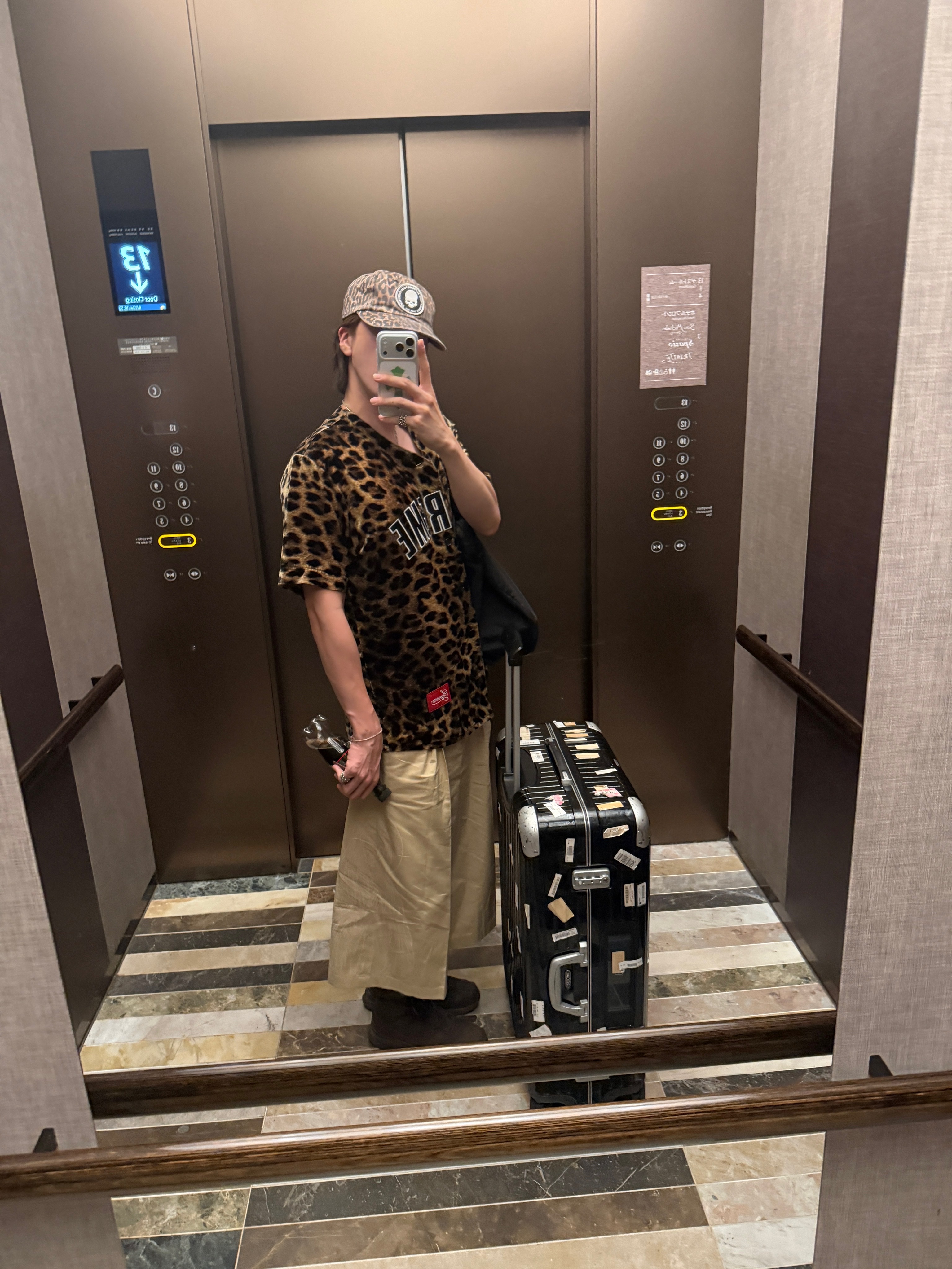 Supreme Velvet Baseball Jersey Leopard - 25SS, Supreme x Number (N)ine 6-Panel Leopard - 25FW 착용 스타일 - 8