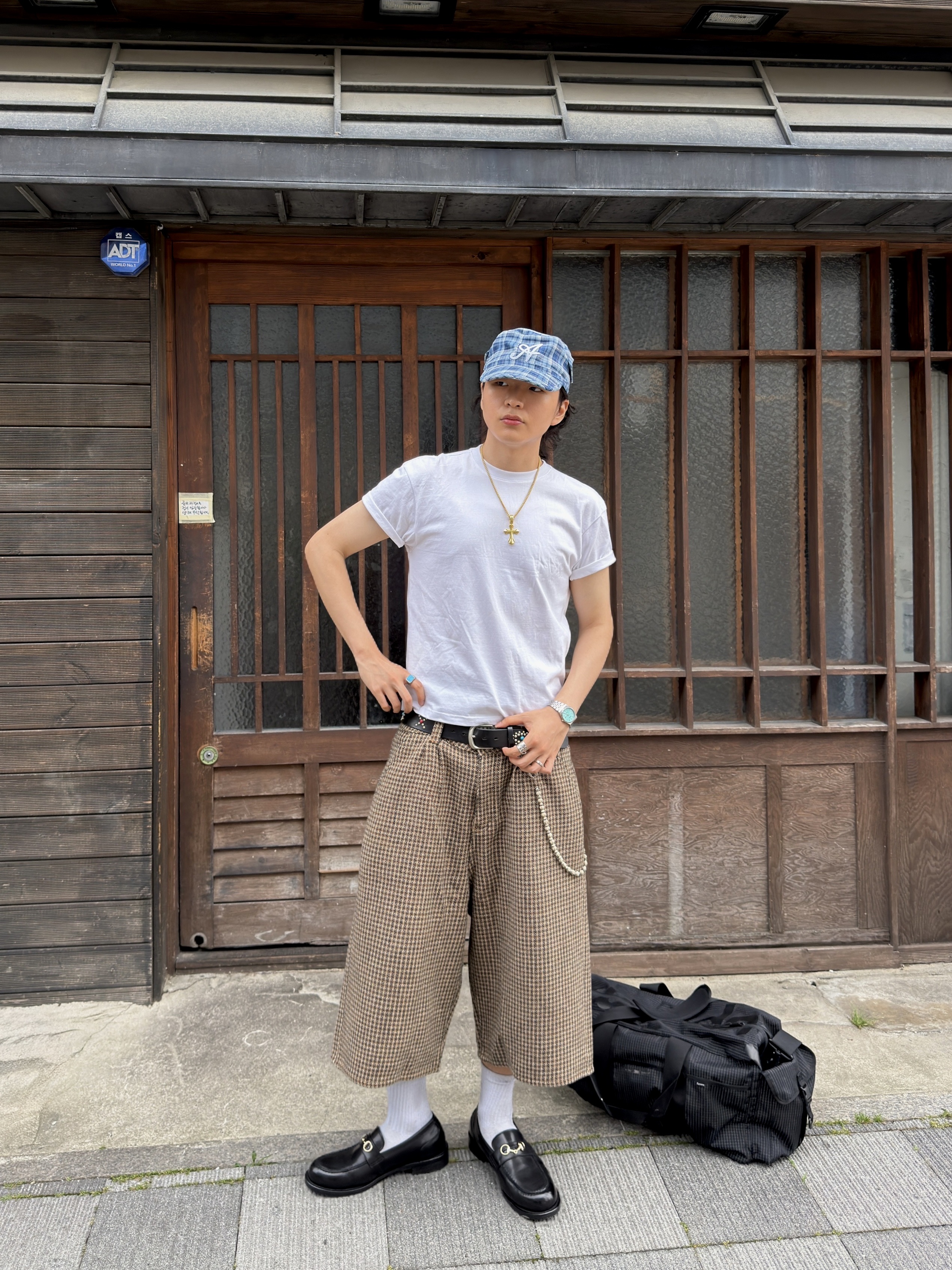 Romantic Move Half Moon Leather Loafer Washing Black, Supreme Duffle Bag Black - 24SS 착용 스타일 - 3