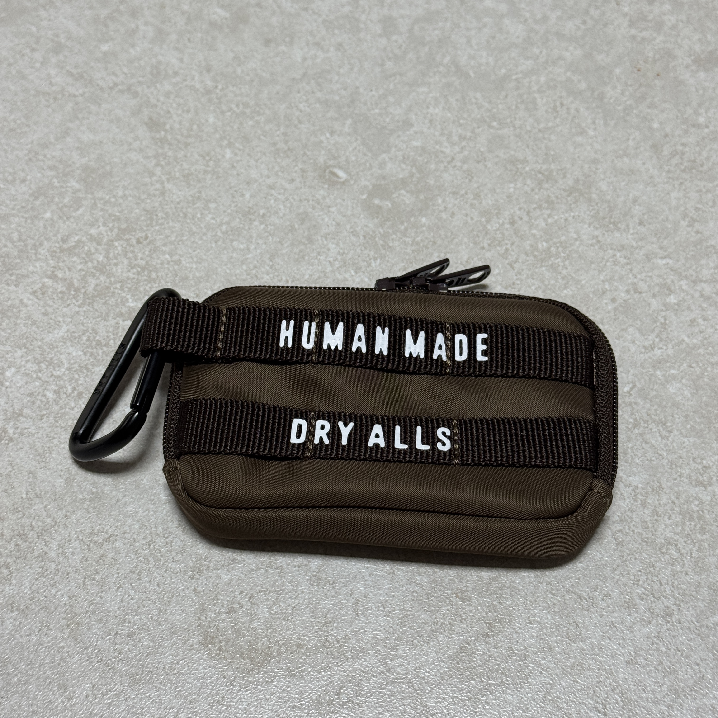 Human Made Military Card Case Brown 착용 스타일 - 1