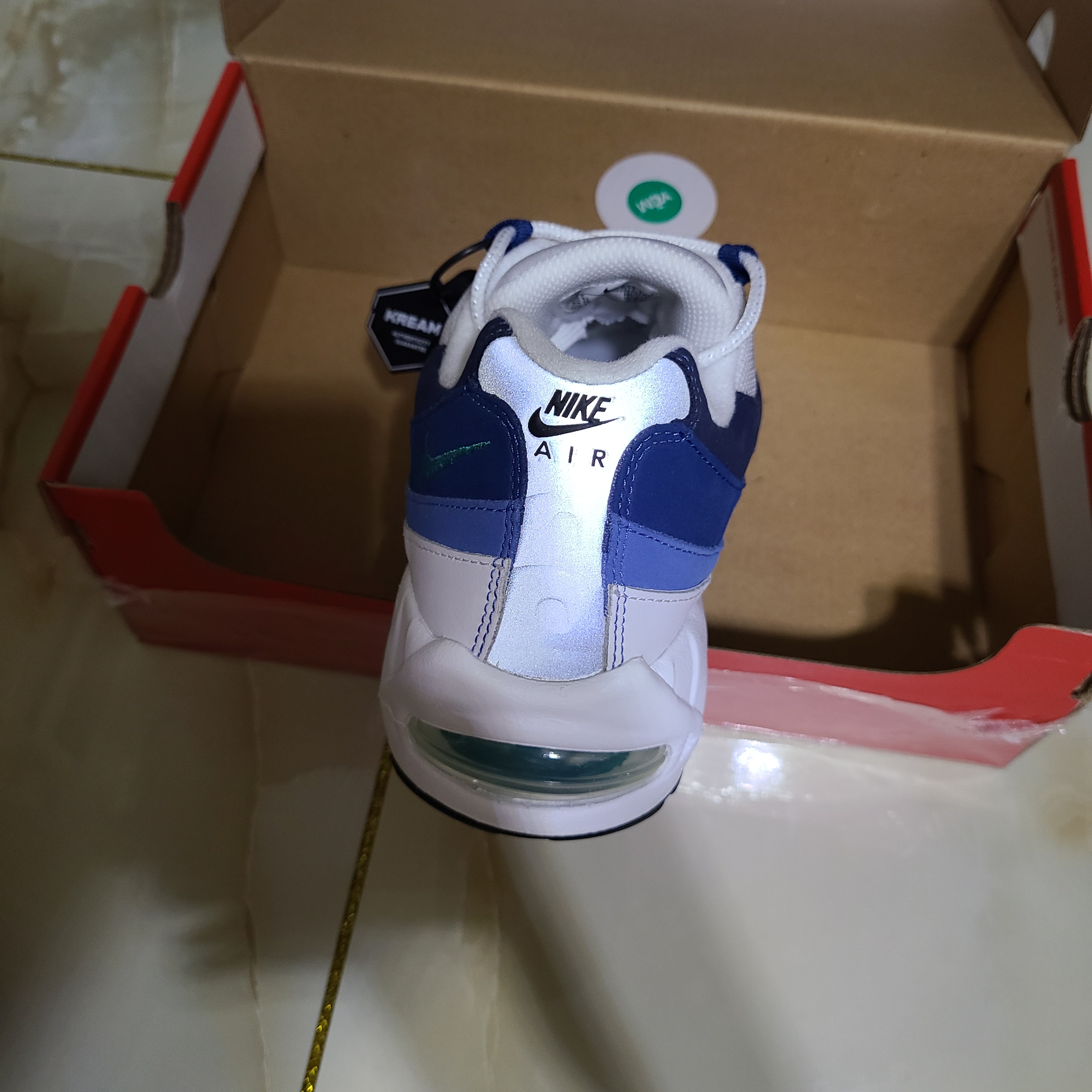 Nike Air Max 95 Big Bubble White Emerald Green 착용 스타일 - 6