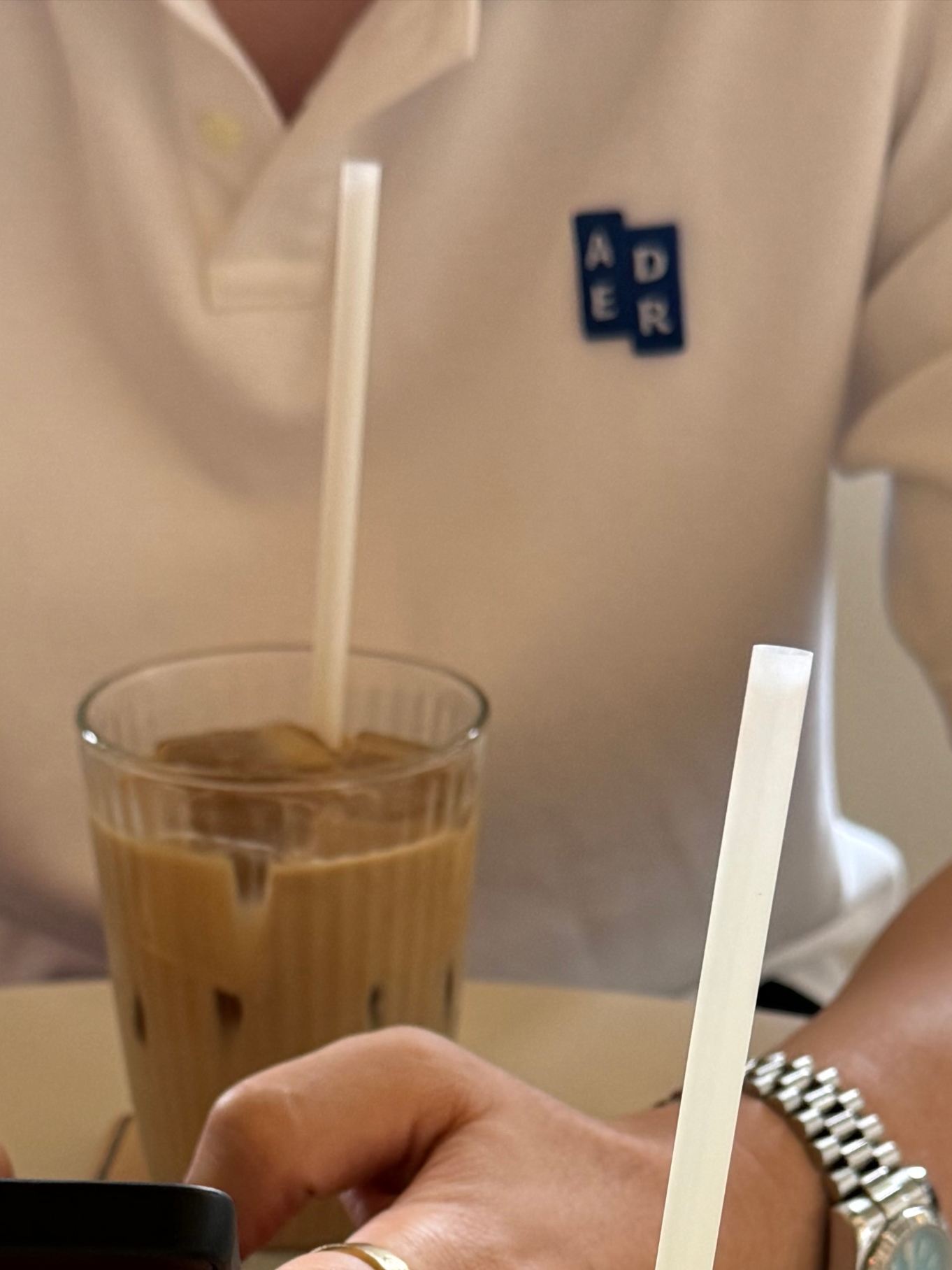 Ader Error Sig; TRS Tag Polo T-Shirt 01 Off White 착용 스타일
