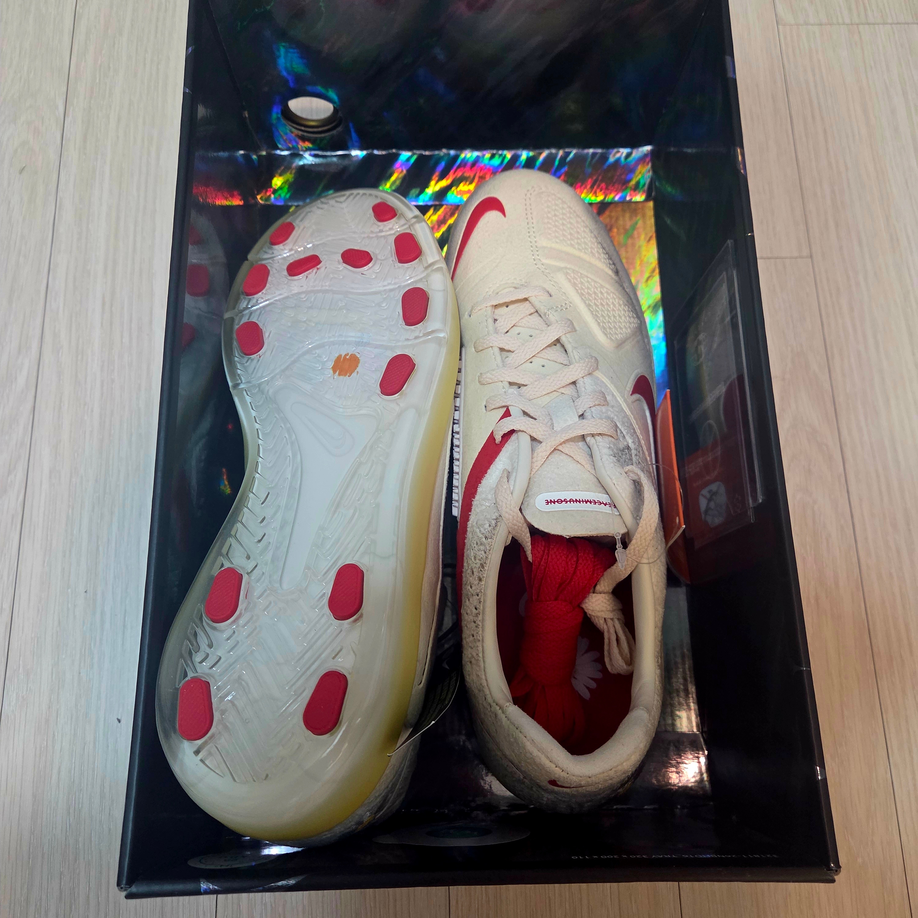 Nike x Peaceminusone Cryoshot CTR360 Natural and University Red 착용 스타일