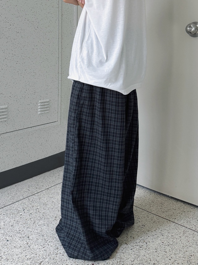 Oofos OOriginal Black 착용 스타일 - 3