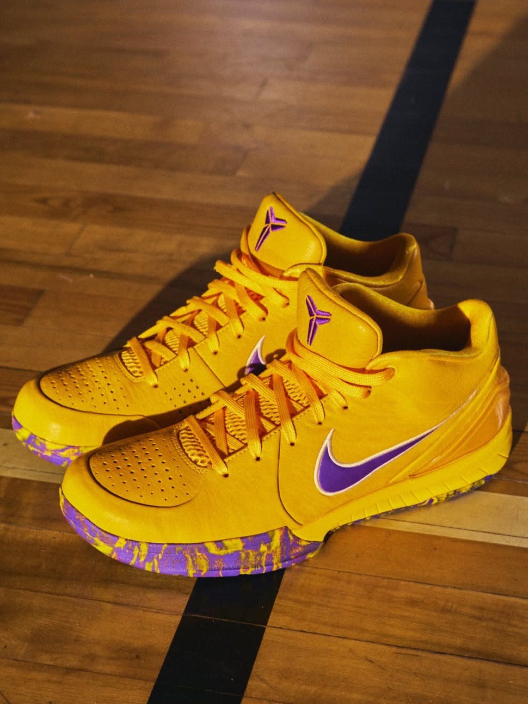 Nike Kobe 4 Protro Draft Pack Gold Purple (Opened Case), Nike Kobe 4 Protro Draft Pack #13 (Opened Case) μ°©μ© μ€νμΌ - 2