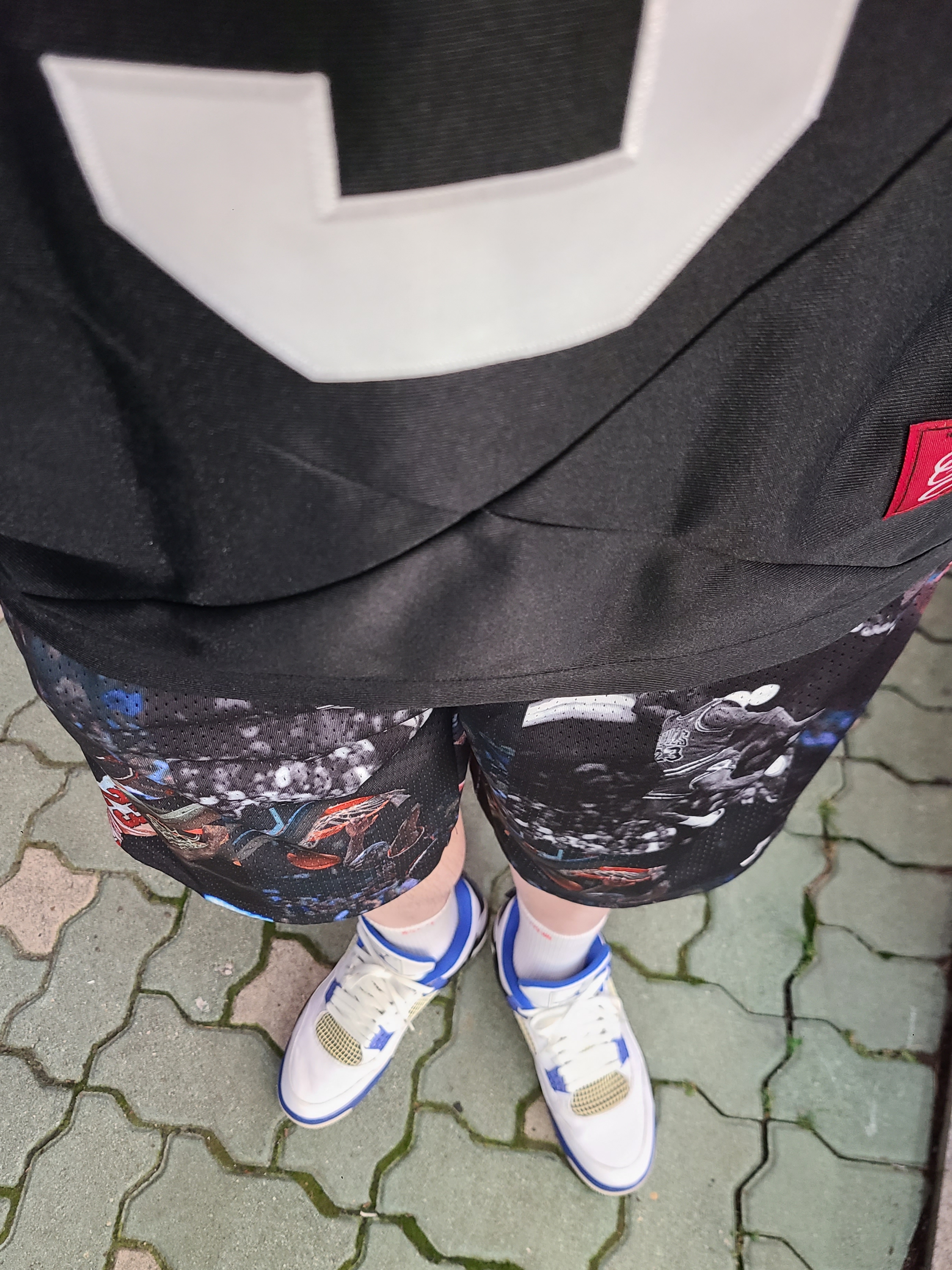 Supreme Star Football Jersey Black - 24FW, Jordan 4 Retro Motorsports 2017 착용 스타일 - 1