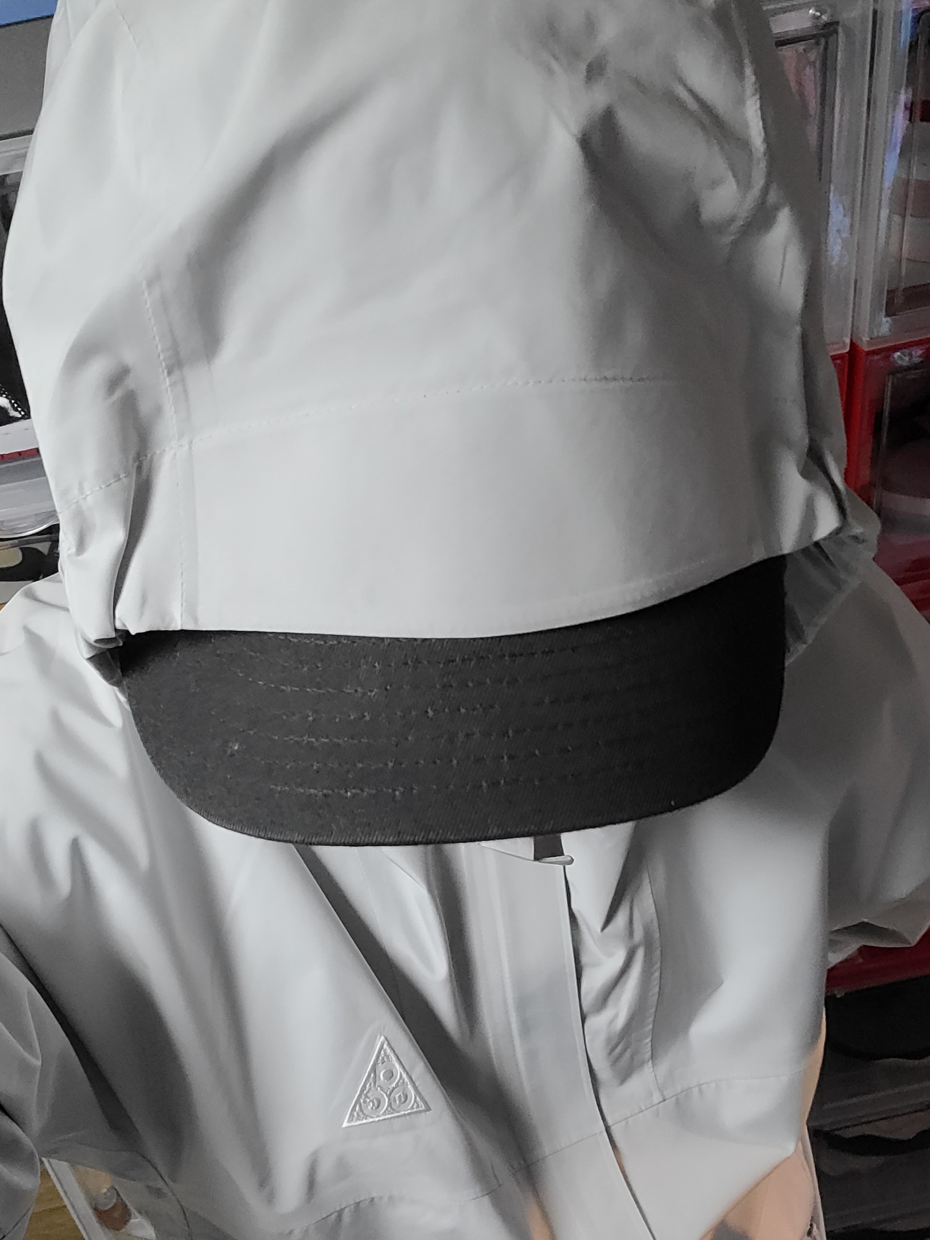 Nike ACG Storm-Fit ADV Cascade Rains Full Zip Jacket Photon Dust - Asia 착용 스타일 - 2