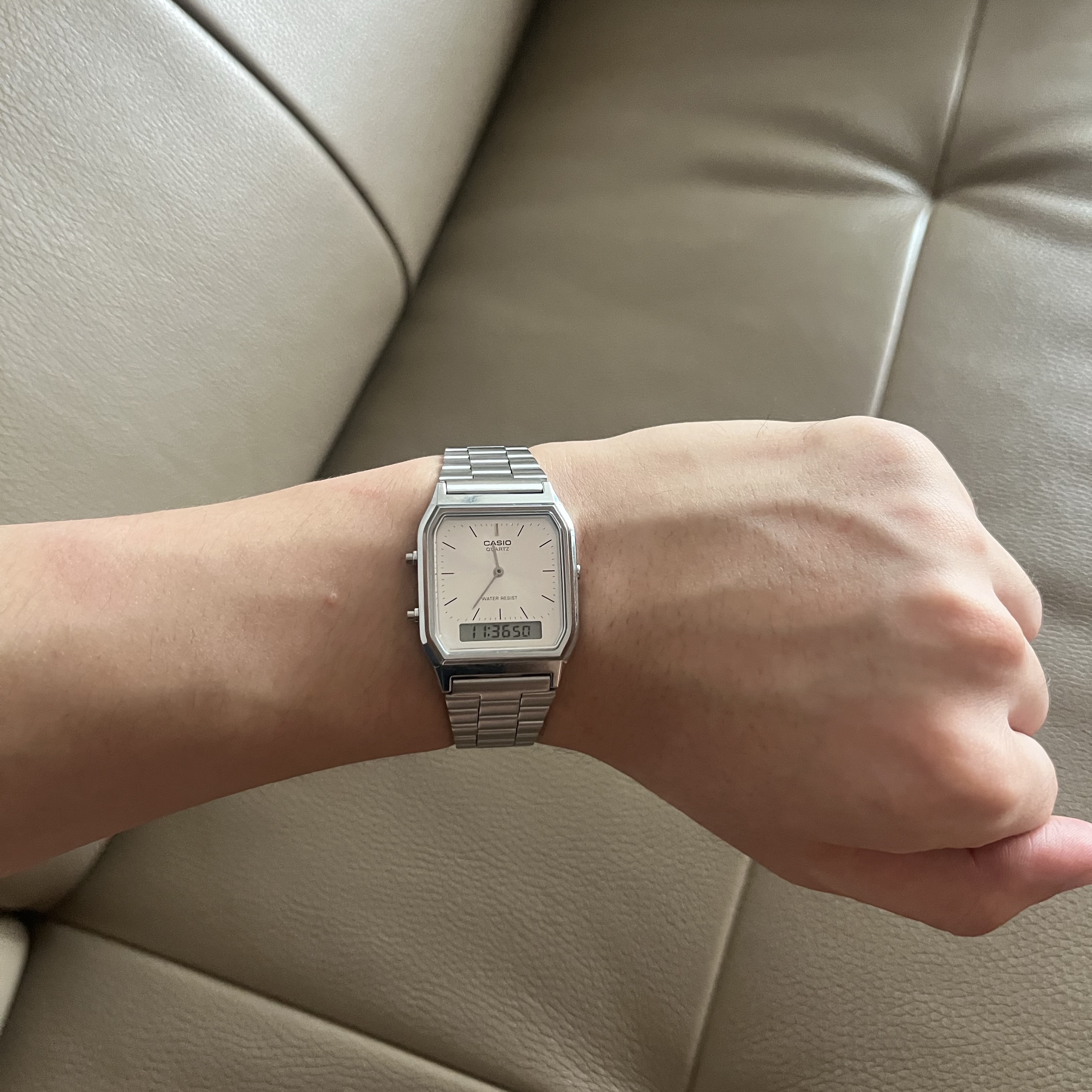 Casio AQ-230A-7AMQY 착용 스타일 - 1