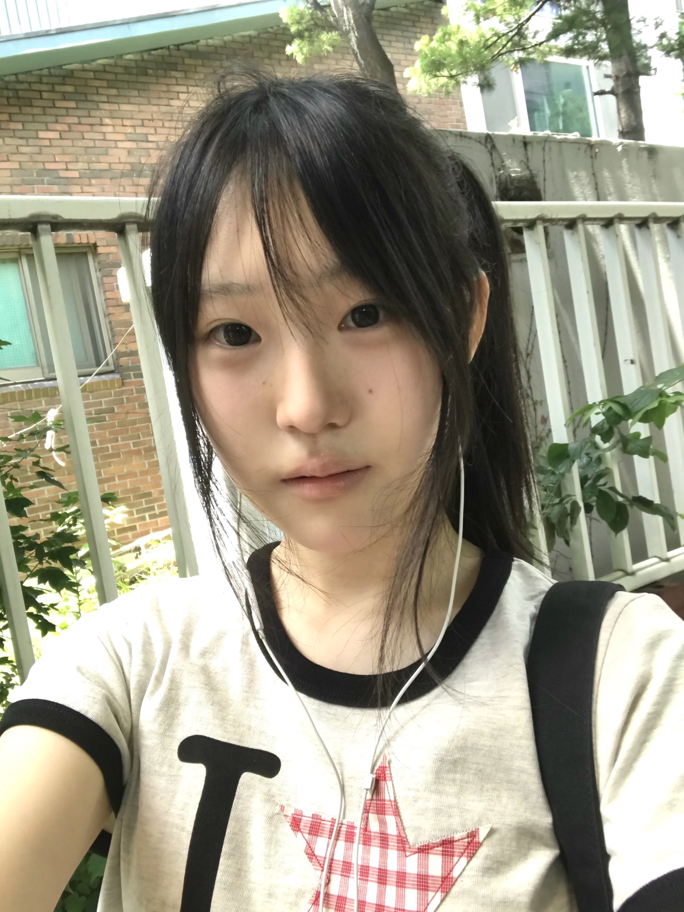 (W) Tansanmagnesium Ringer T-Shirt Ivory 착용 스타일 - 9