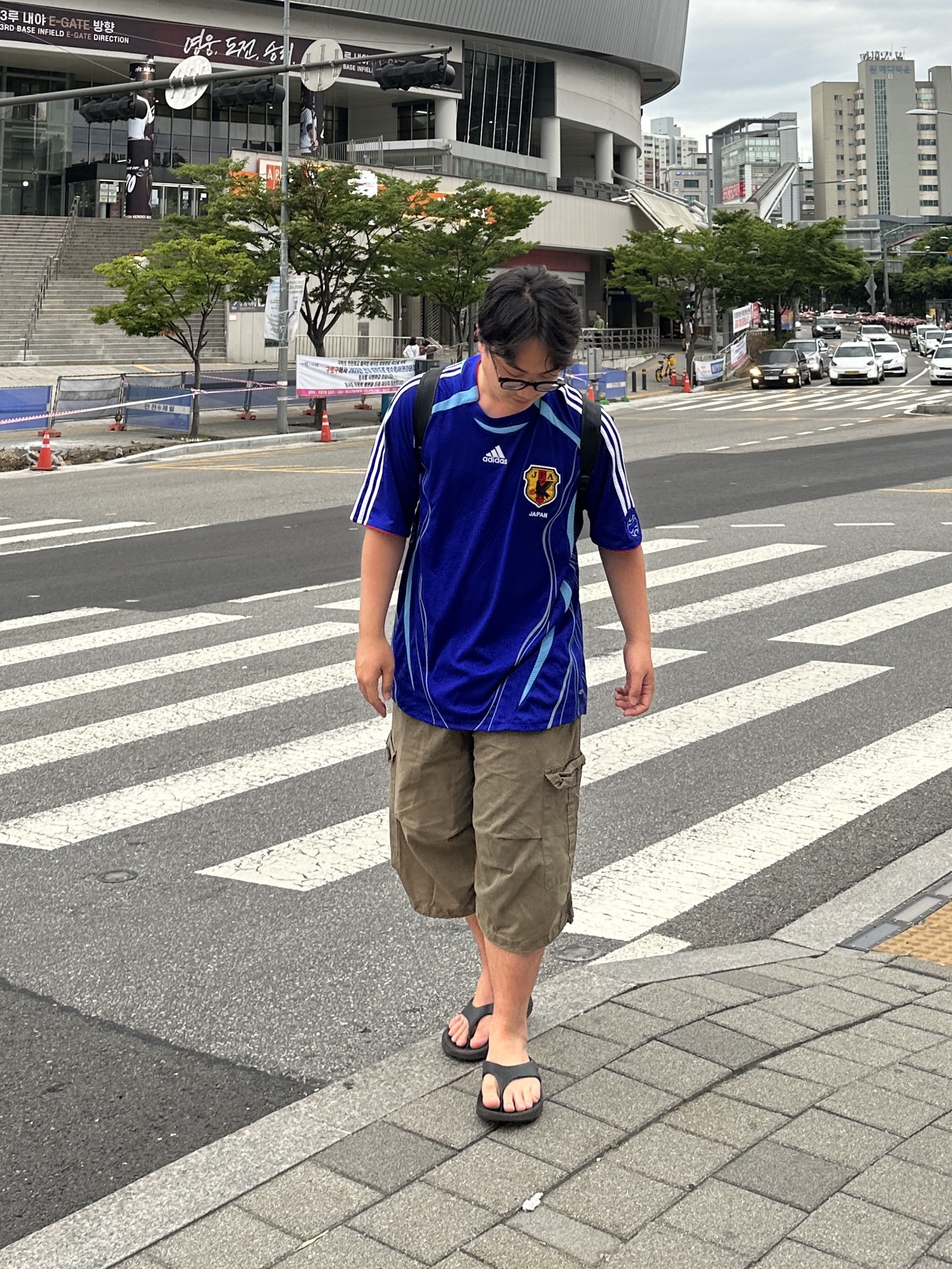 Y-3 Japan 2024 Home Replica Jersey Legend Ink - KR Sizing, Adidas Japan 2026 Home Replica Jersey Japan Blue Ash Blue - KR Sizing (Non Marking Ver.) 착용 스타일 - 1