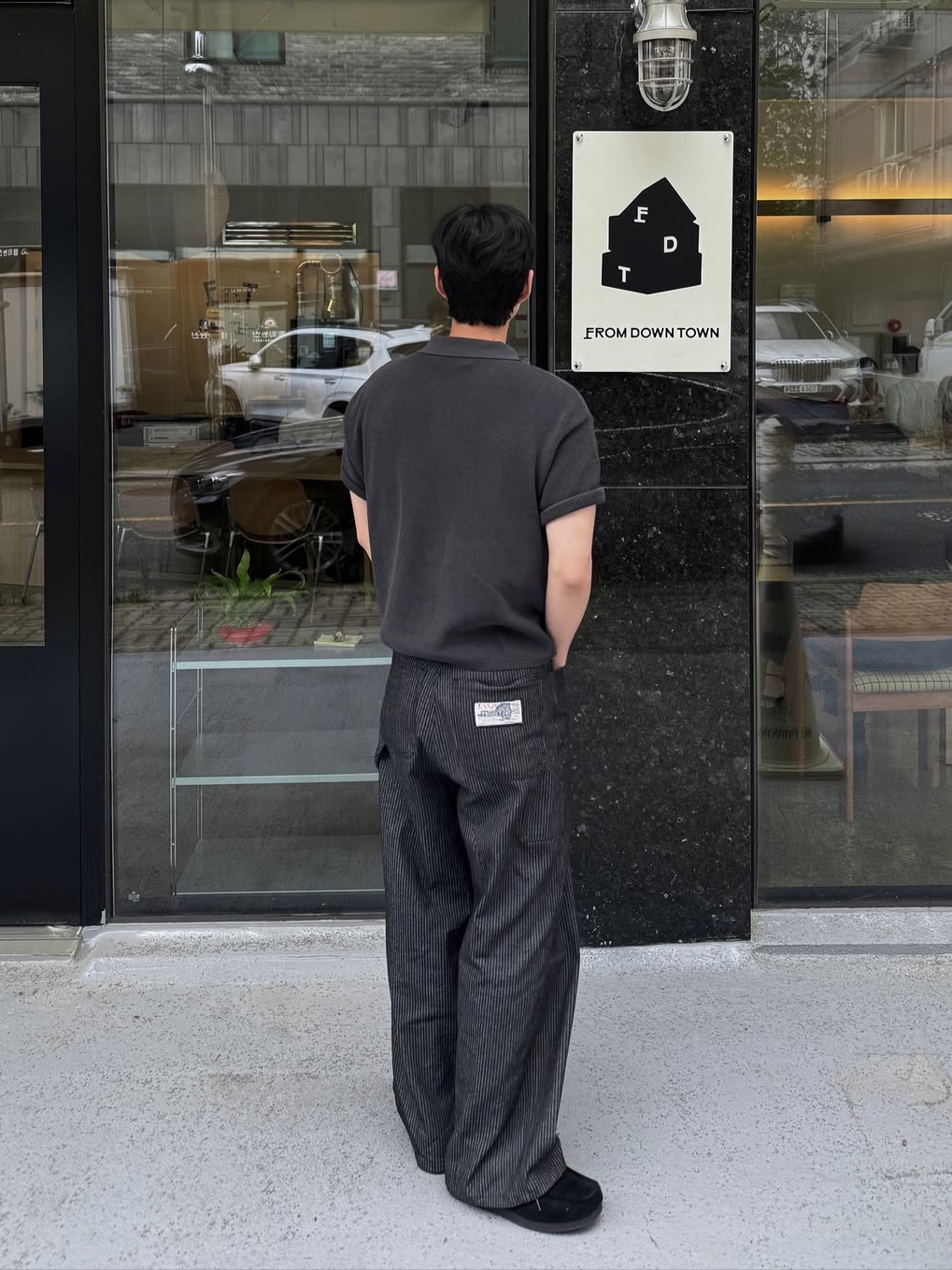 Knitted Coolever Crop Half Knit T-shirt Charcoal, Knitted Coolever PK Crop Half Knit T-shirt BLACK 착용 스타일 - 2