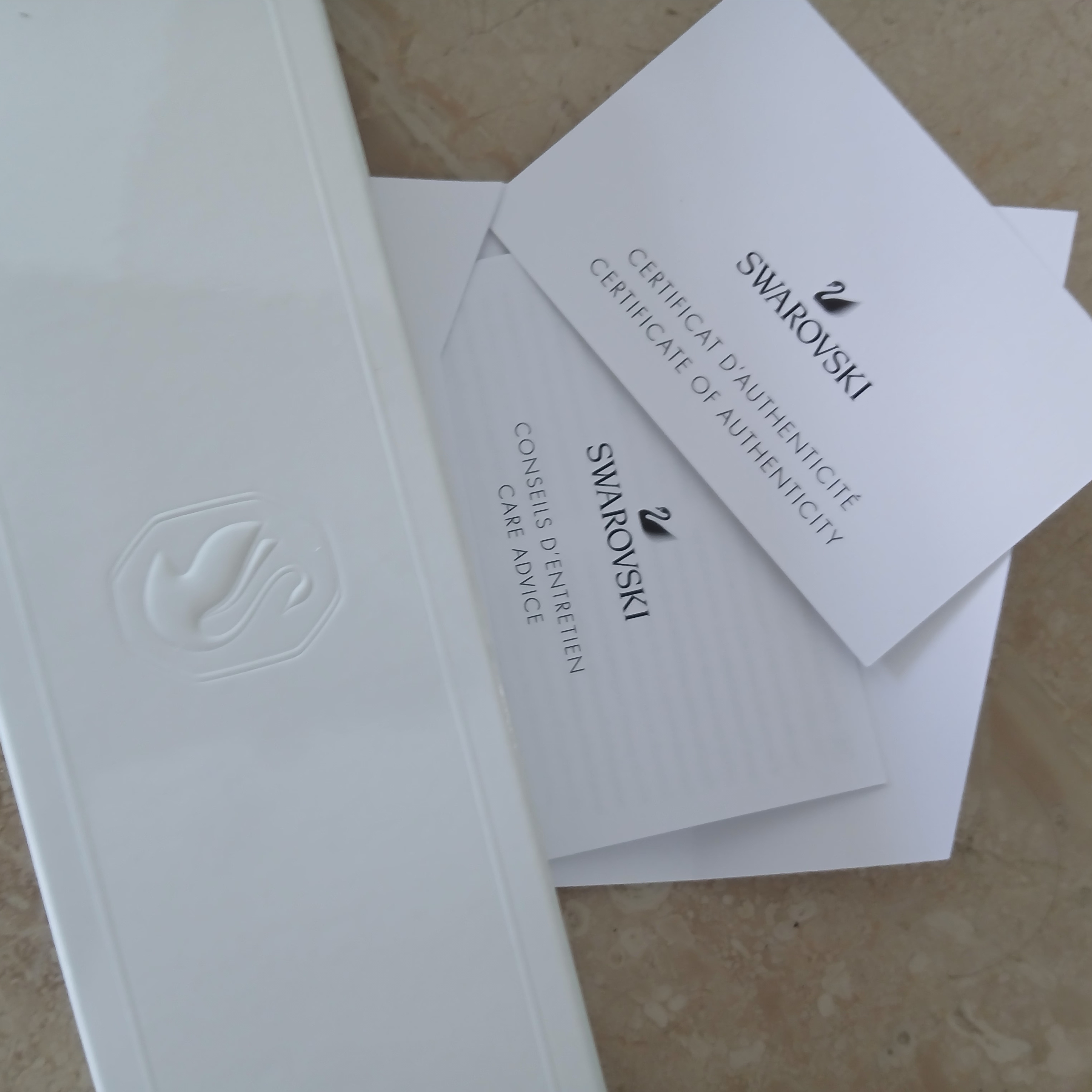 (W) Swarovski Matrix Tennis Bracelet White Rhodium Plated 착용 스타일 - 3