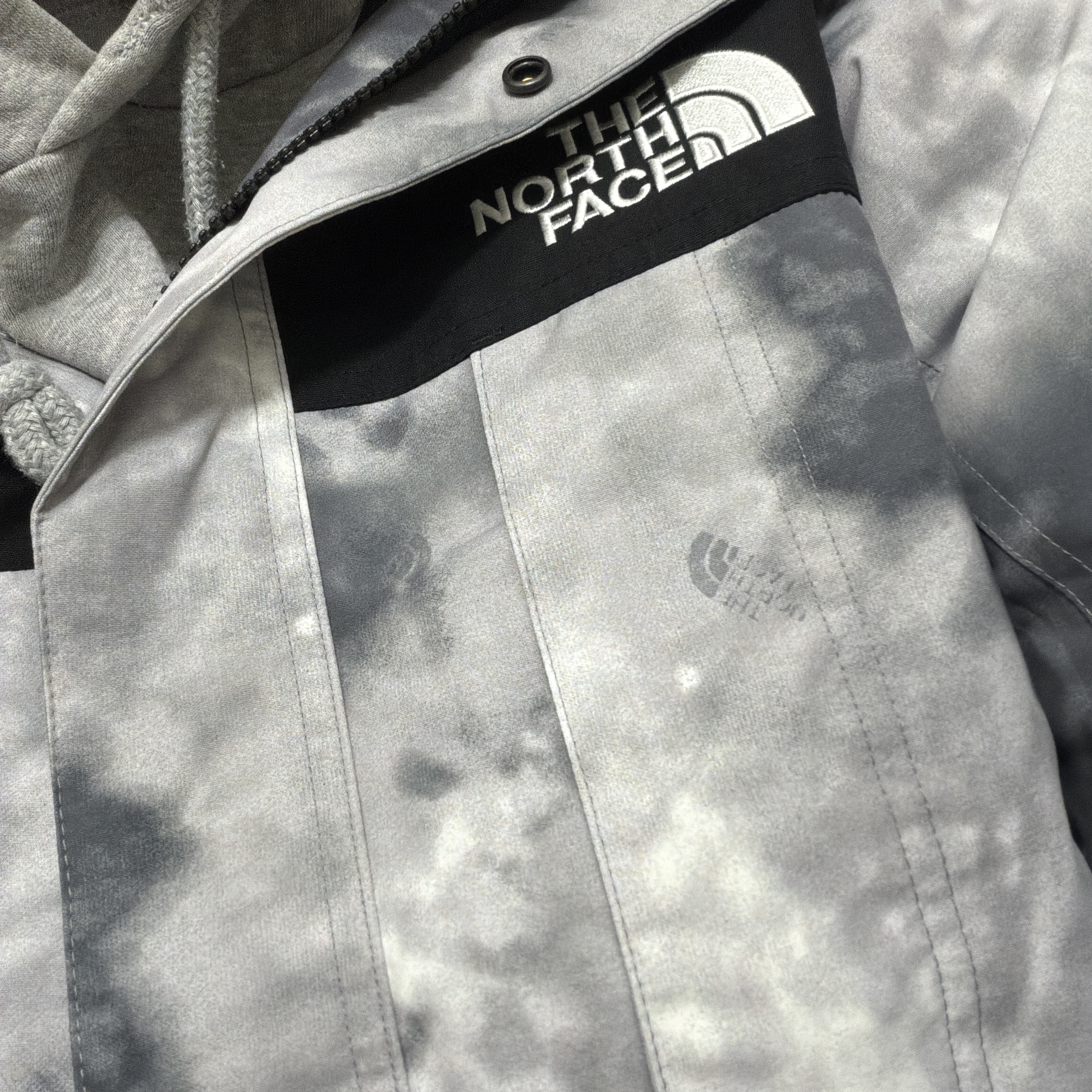 The North Face Novelty Vaiden Jacket Gray 착용 스타일 - 1