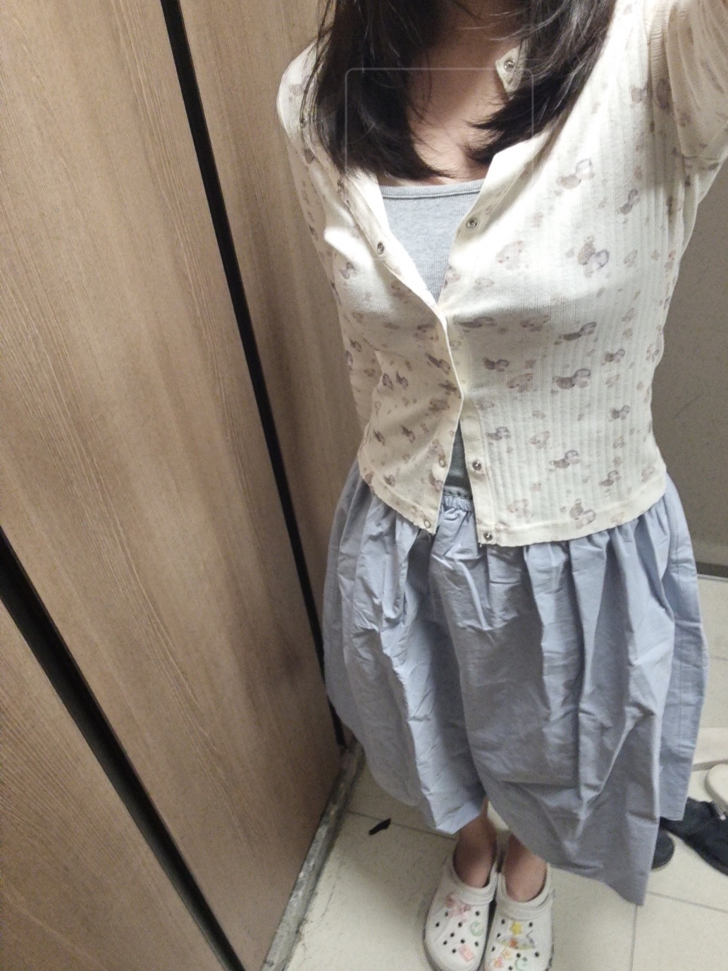 COYSEIO Rina Dress Baby Blue, COYSEIO Cotton Cuddle Longsleeves Ivory 착용 스타일 - 2