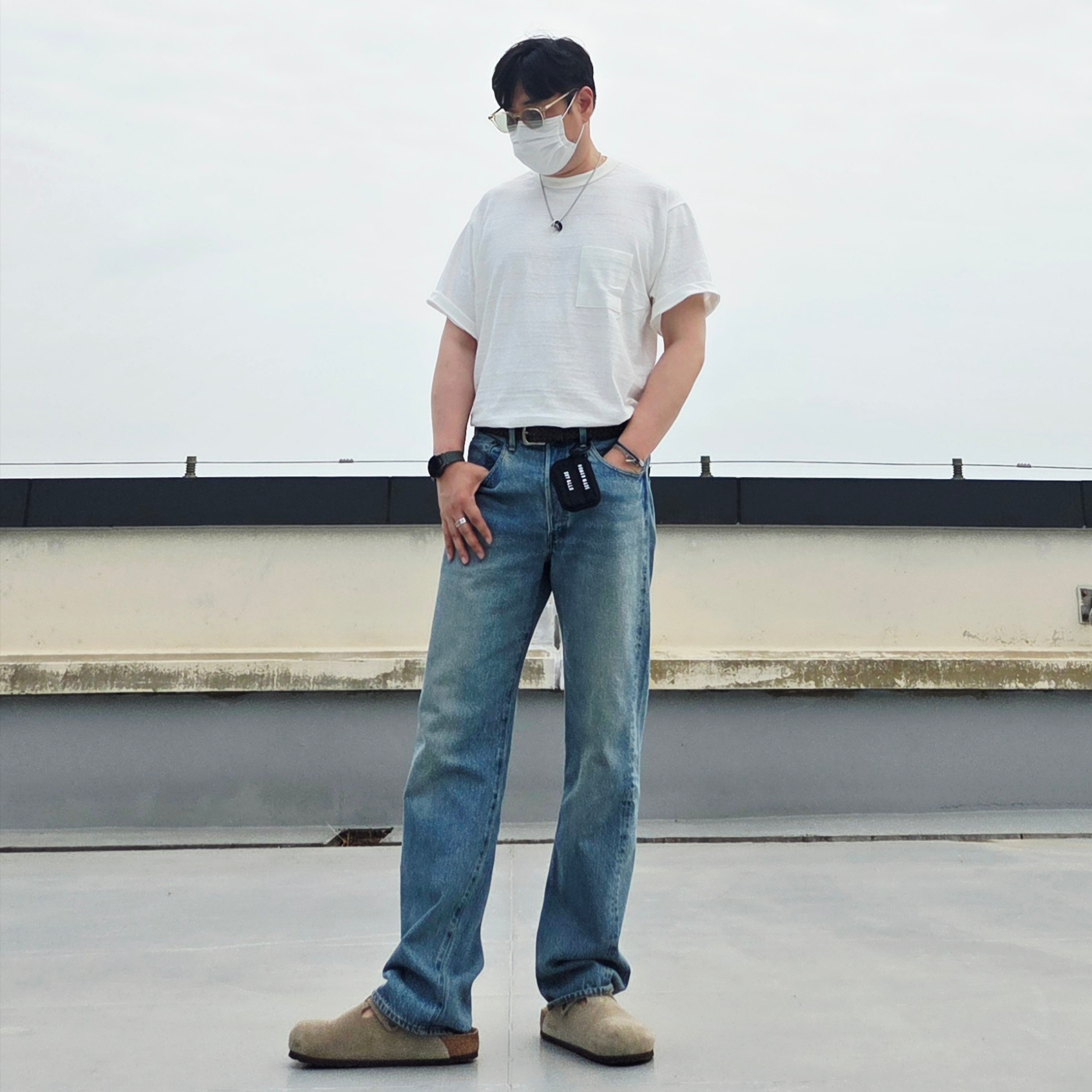 Human Made Military Card Case Black, Levi's LVC 1955 Japan 501 Jean Blackjack Blue 착용 스타일 - 1