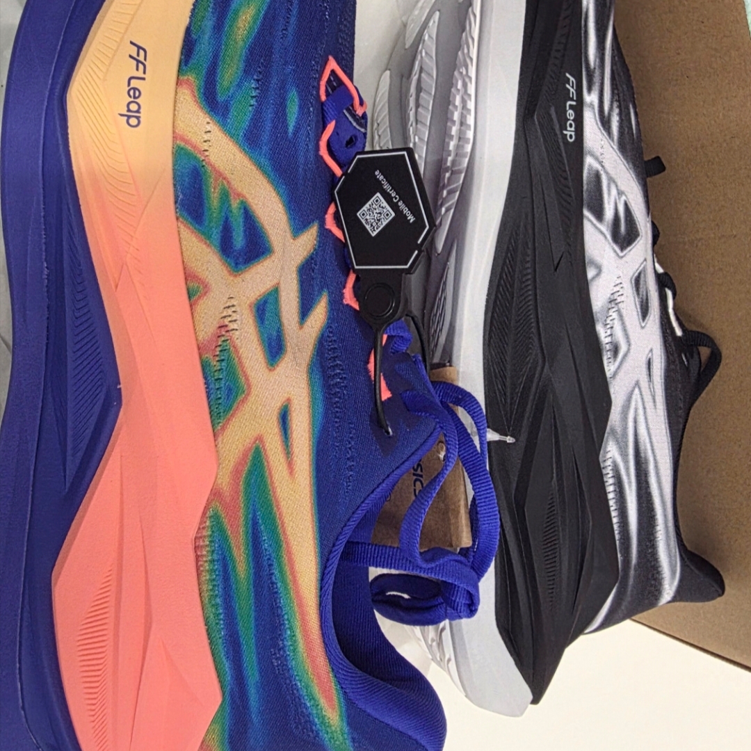 Asics Superblast 3 Cobalt Burst Light Orange, Asics Superblast 3 Black 착용 스타일