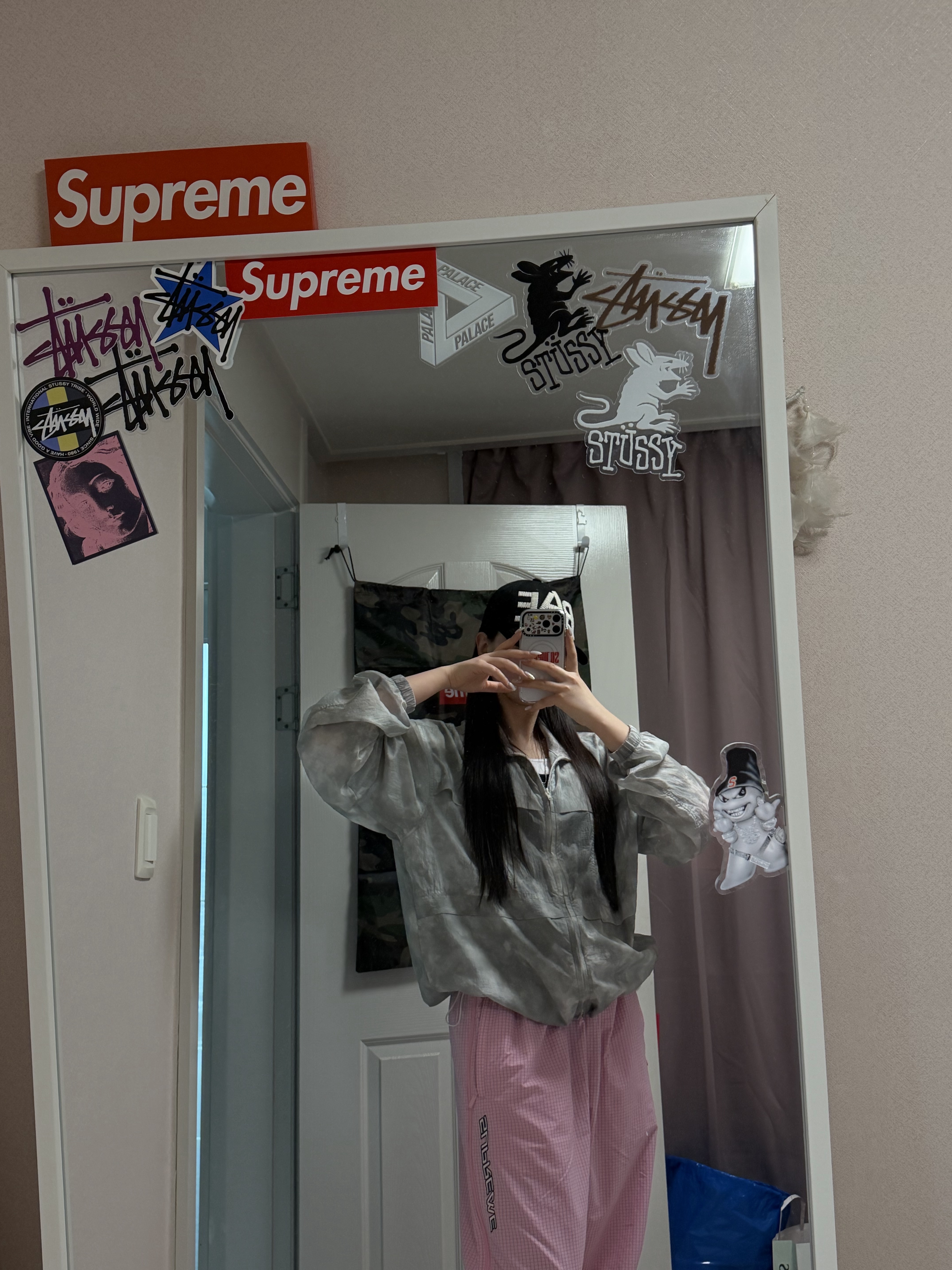 Supreme Ripstop Warm Up Pant Pink - 26SS 착용 스타일