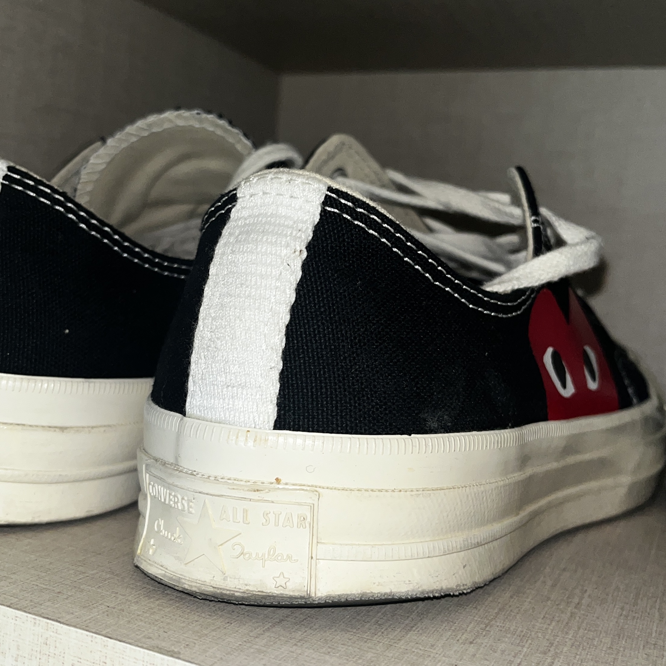 Converse x Play Comme des Garcons Chuck 70 Ox Black 착용 스타일