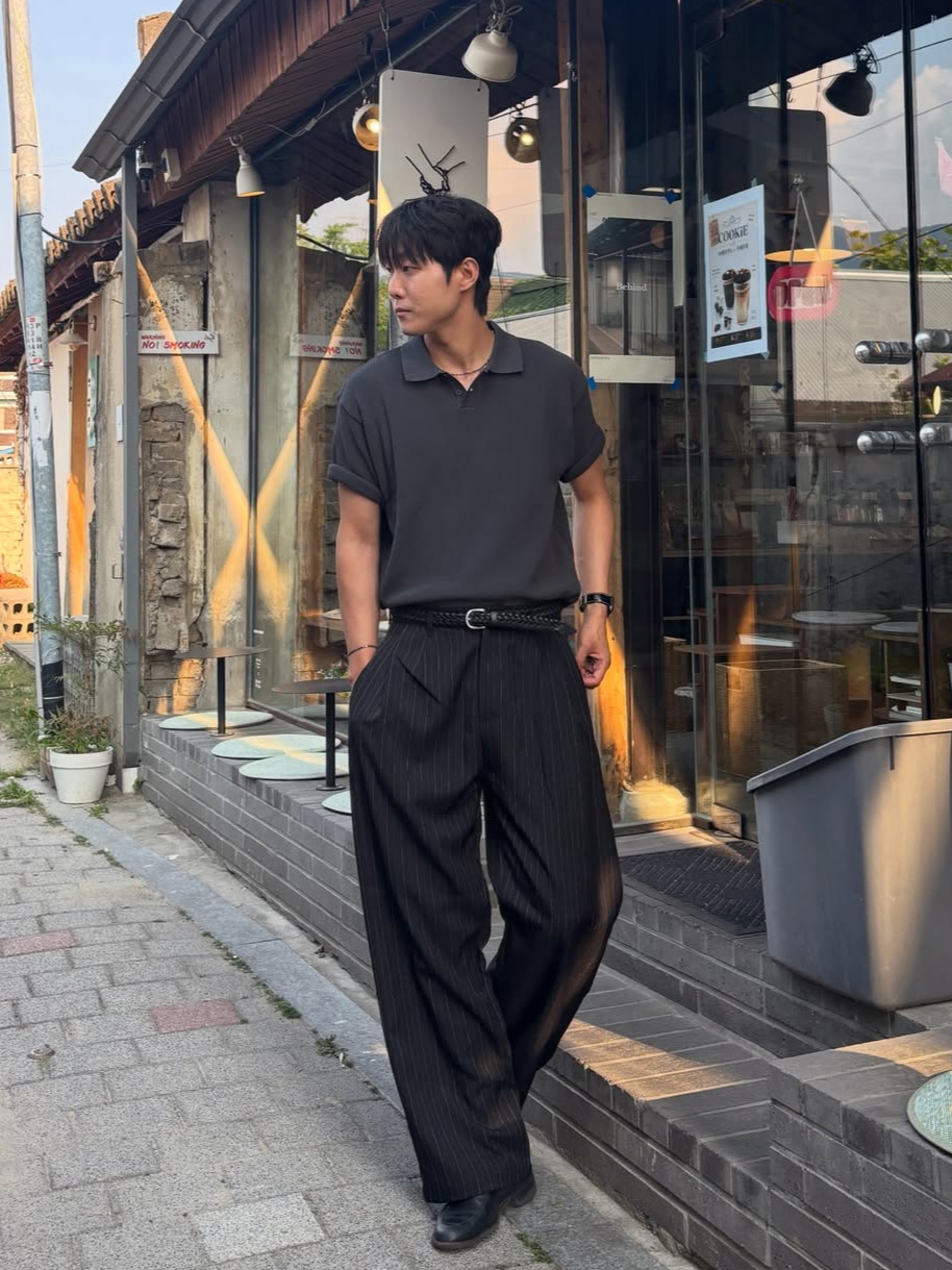 Knitted Coolever Crop Half Knit T-shirt Charcoal, Knitted Coolever PK Crop Half Knit T-shirt BLACK 착용 스타일 - 3