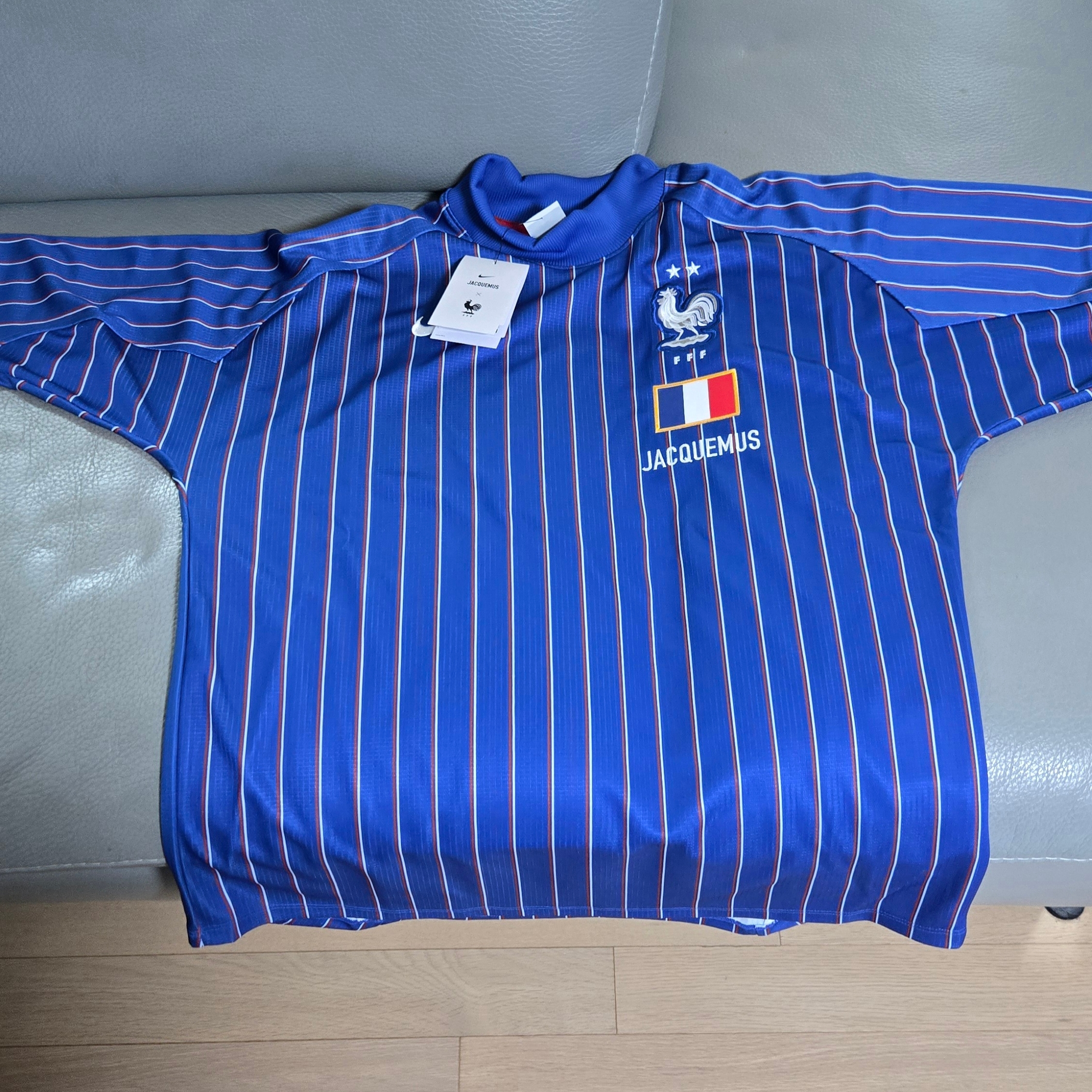 Nike x Jacquemus France Goalkeeper Shirt Game Royal (IQ7570-480) 착용 스타일 - 1