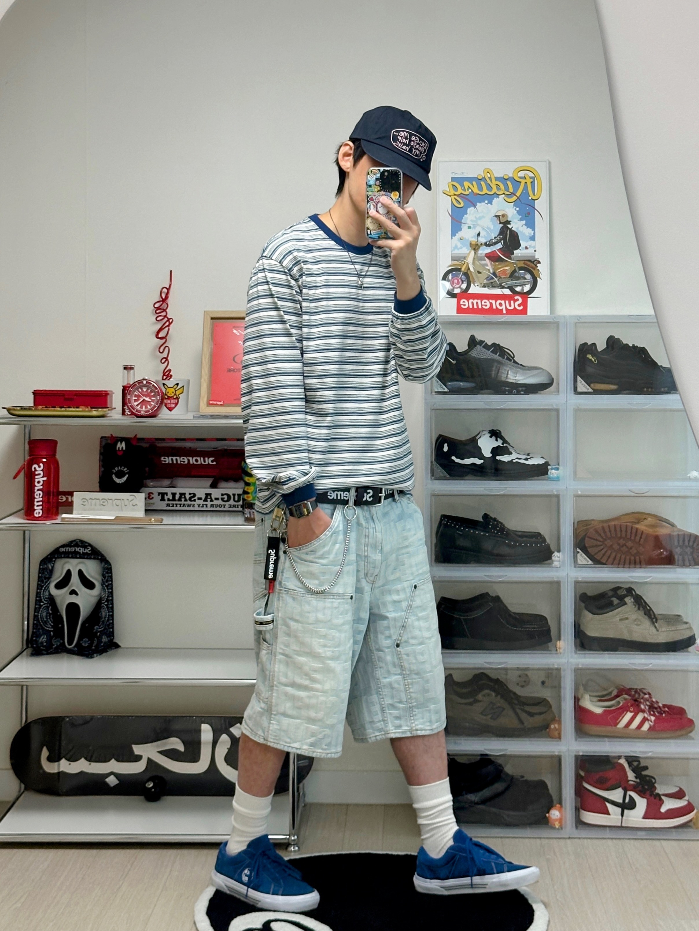 Supreme Repeat Jacquard Double Knee Denim Short Light Washed Indigo - 26SS 착용 스타일