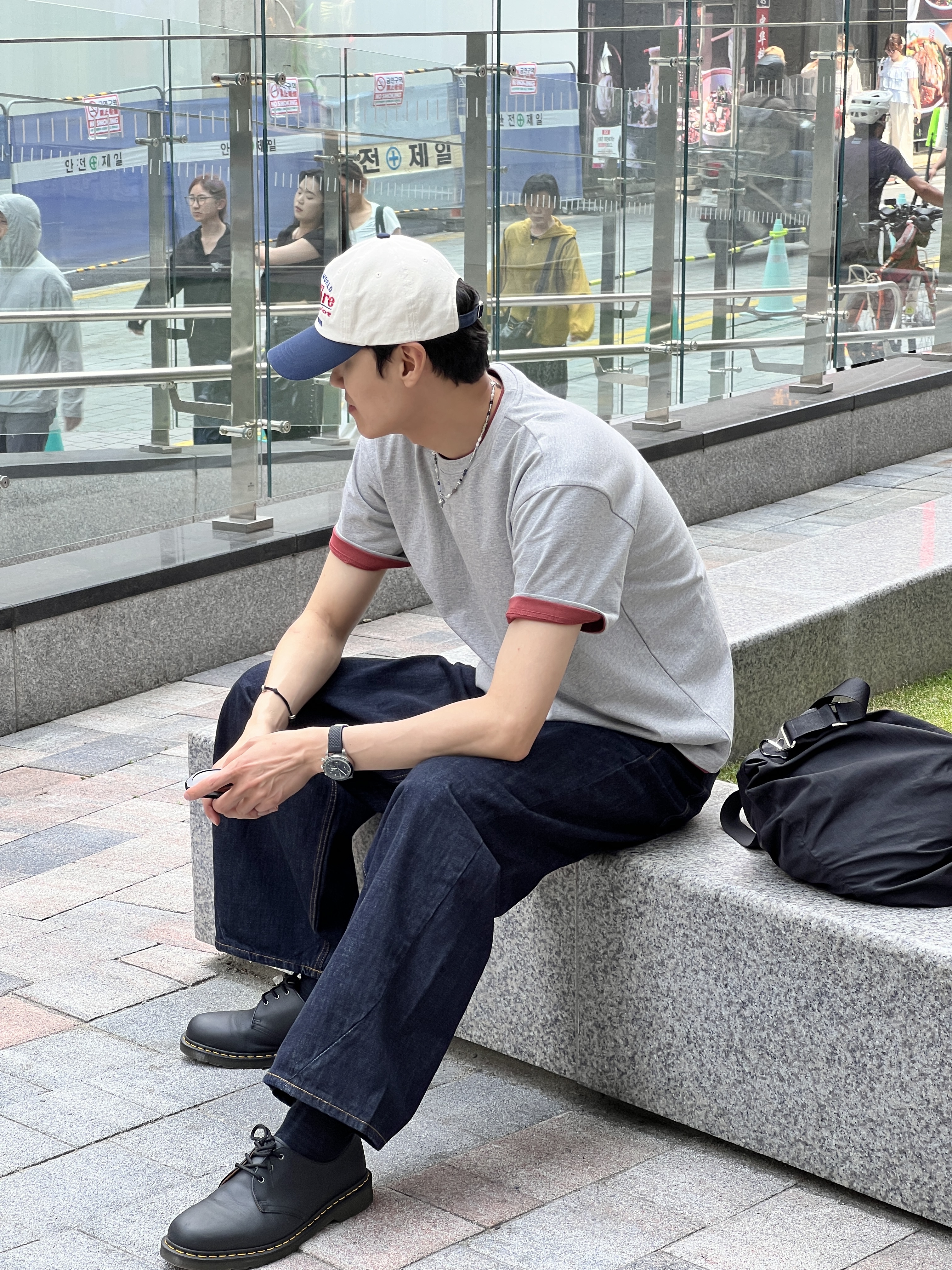 noun Wide Curved Denim Pants One Washed, Dr. Martens 1461 Smooth Black 착용 스타일 - 4