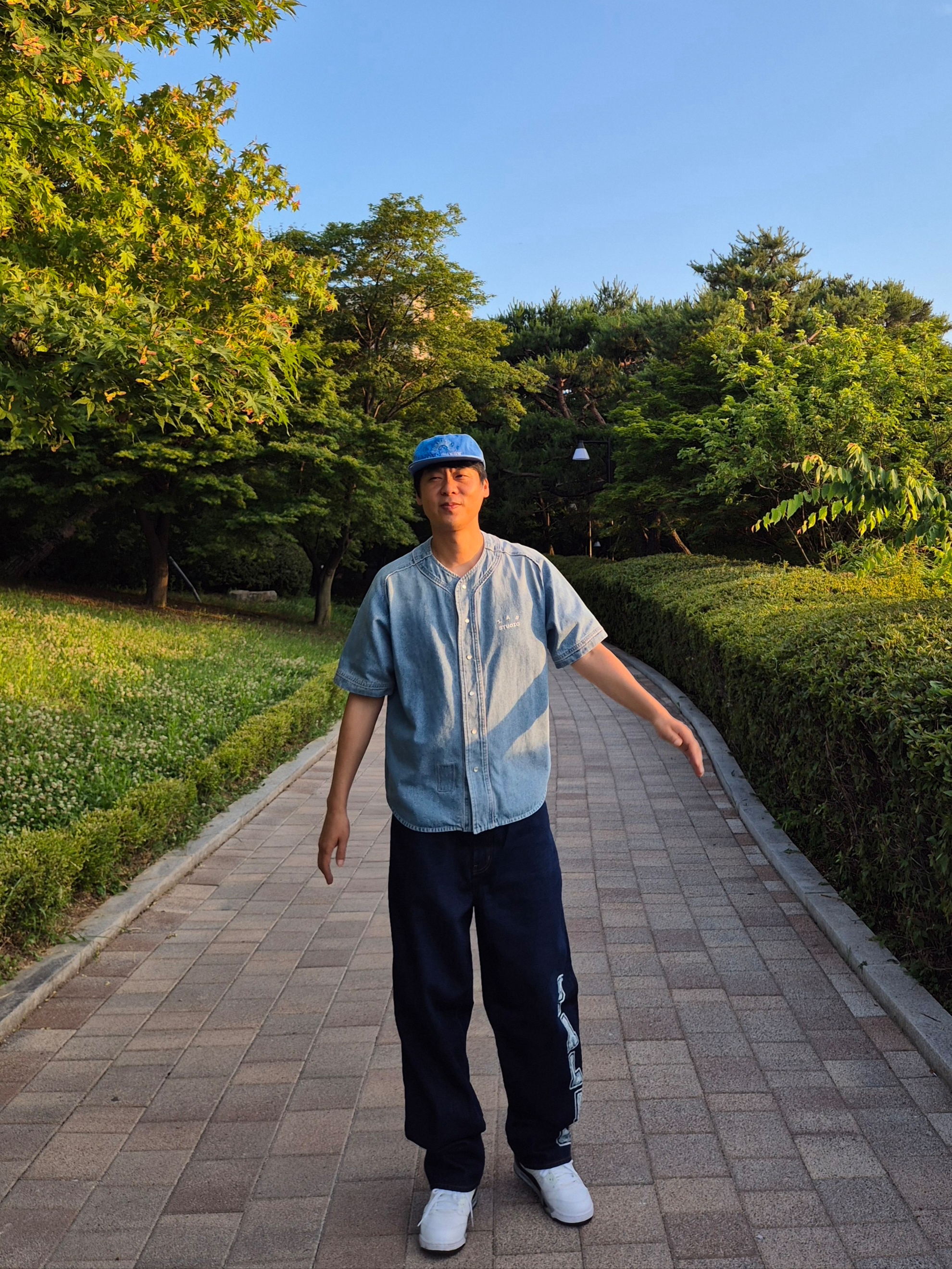Jordan 5 Retro White Cement, Palace P90 College Stress Baggy Jean Indigo Wash - 24FW 착용 스타일 - 1
