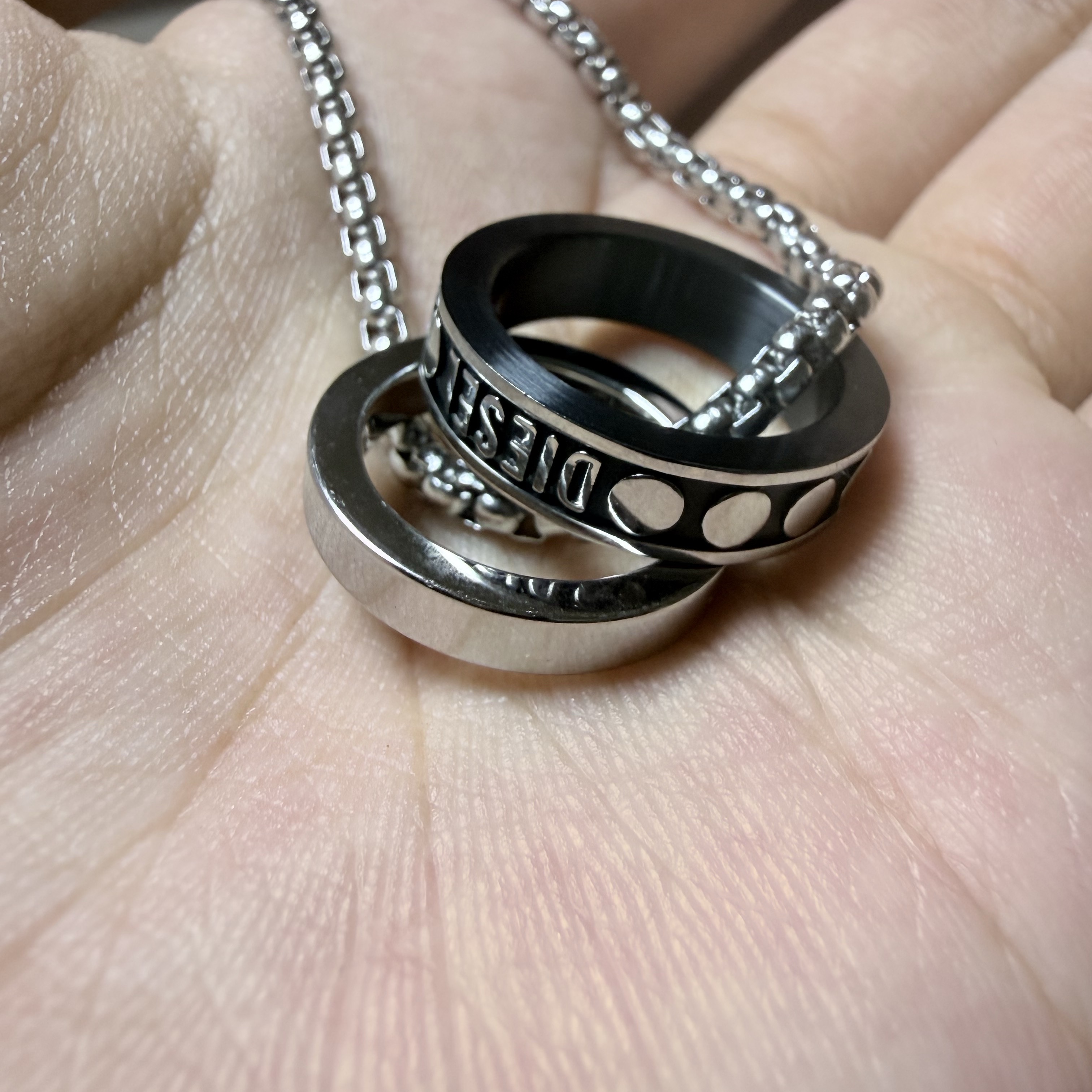 Diesel Dx1168040 Stainless Steel Double Pendant Necklace Silver 착용 스타일