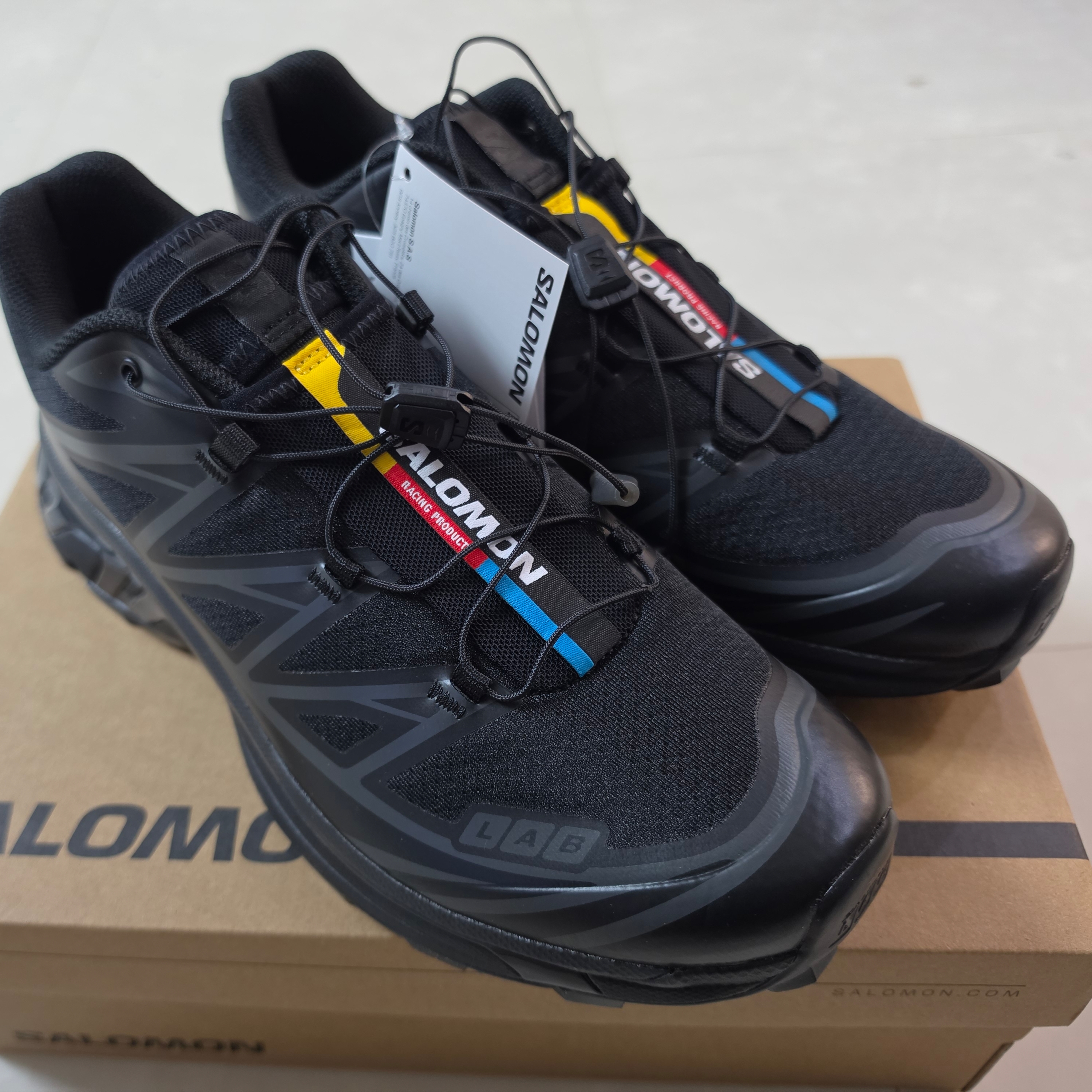 Salomon XT-6 ADV Black 착용 스타일