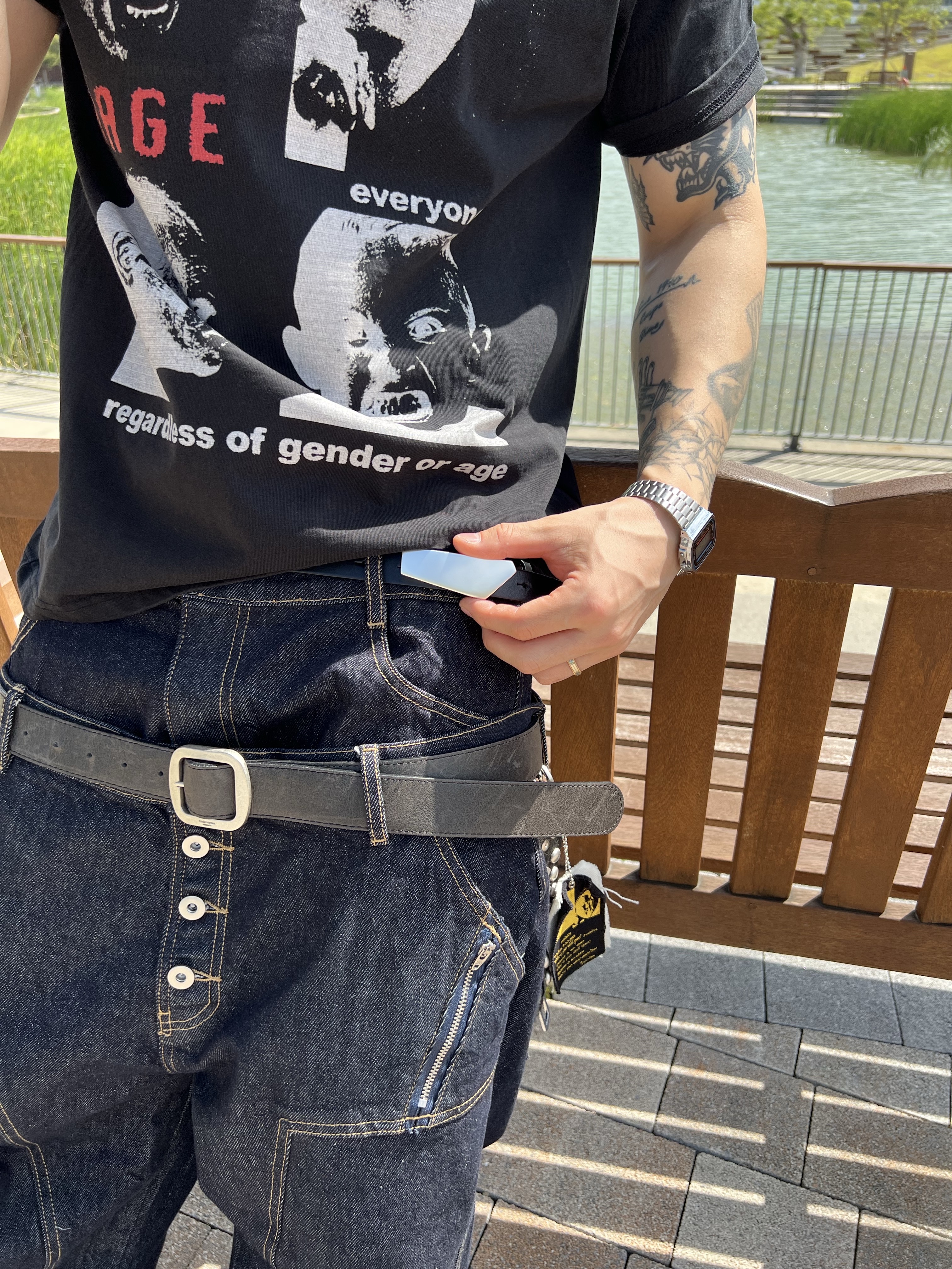 ROARINGRAD Double Obi Zip Denim Pants Indigo, [핏더새] Undermycar MU.128 Original Logo Cracked Leather Belt Silver / Black 착용 스타일 - 4