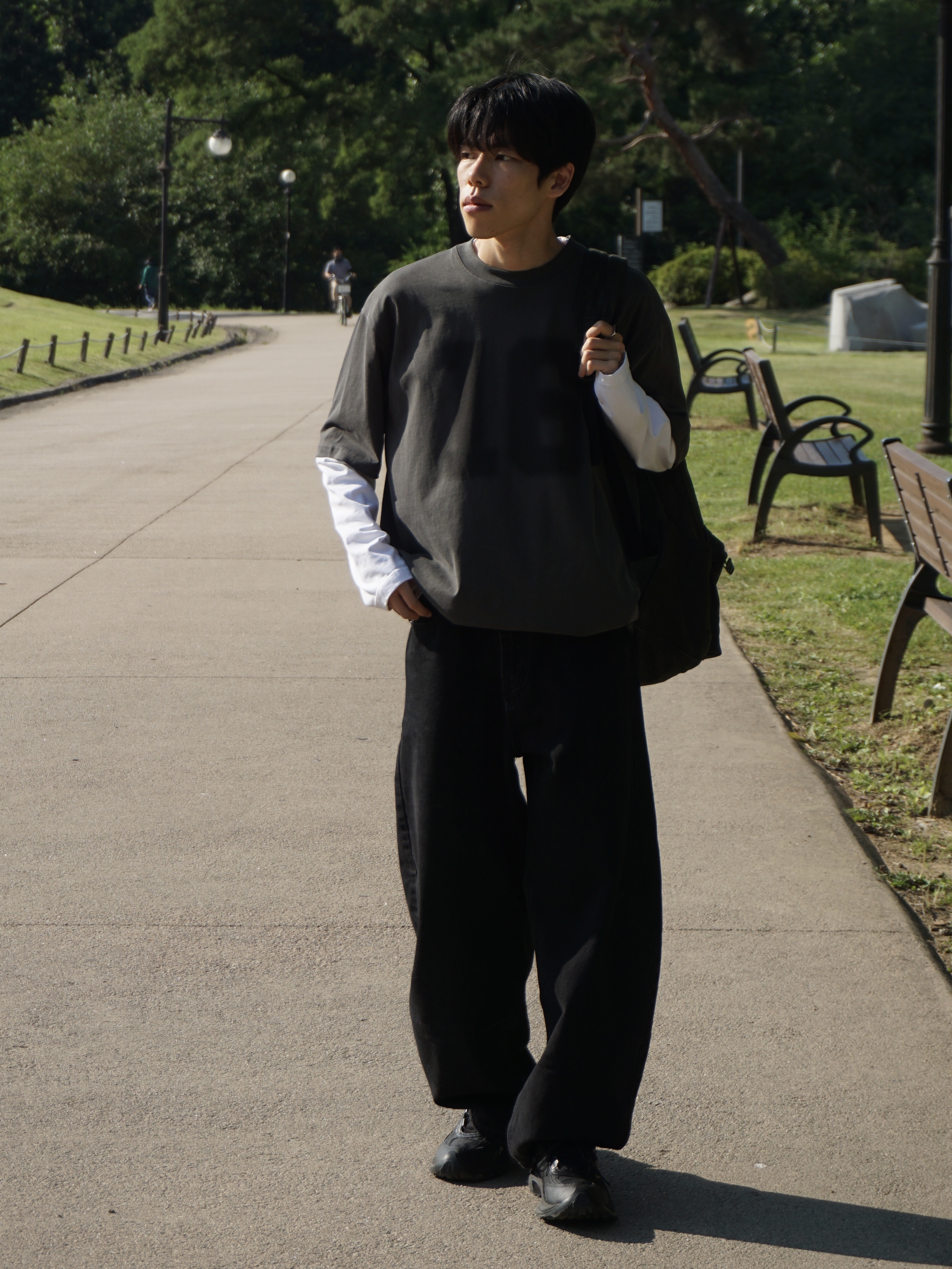 Stussy Canvas Backpack Washed Black 착용 스타일 - 4