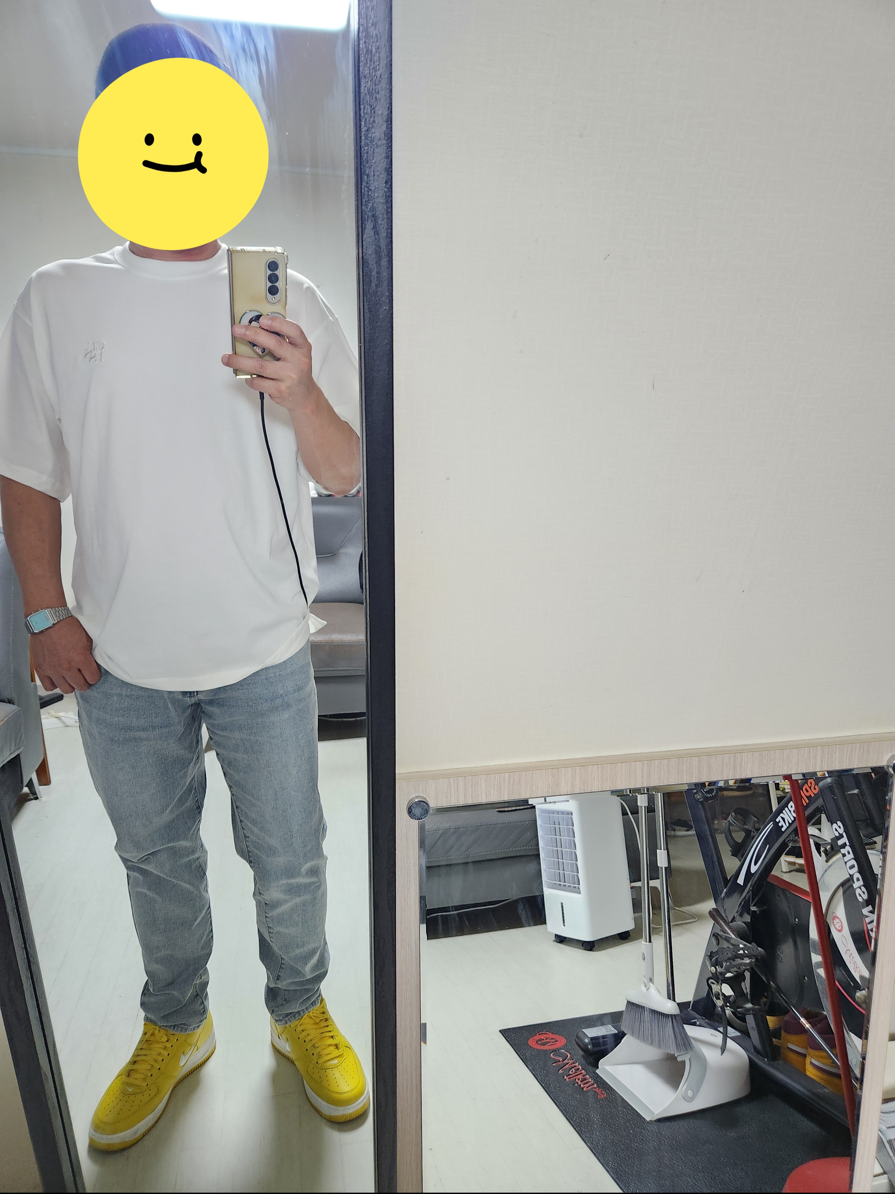 Nike Air Force 1 Low Retro Color of The Month Speed Yellow 착용 스타일