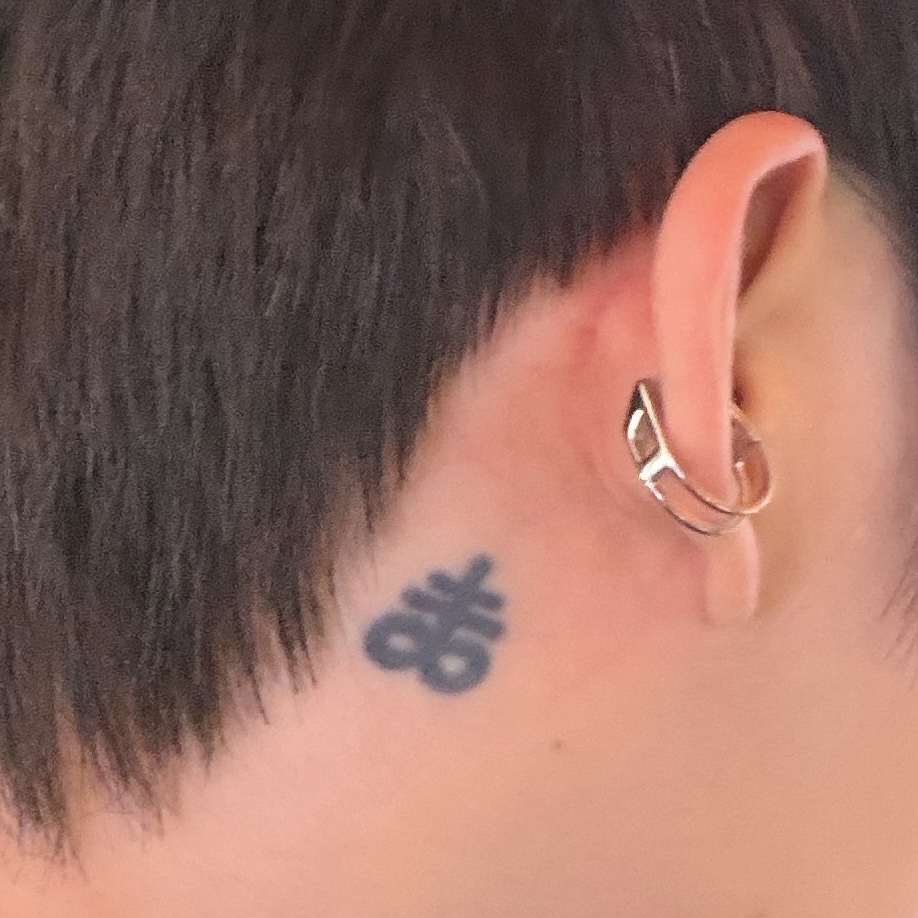 Diesel Dx167300DJW Stainless Steel Hoop Earring Silver, Adidas x Thug Club Woven Track Top Black Silver Metallic - US Sizing 착용 스타일 - 2