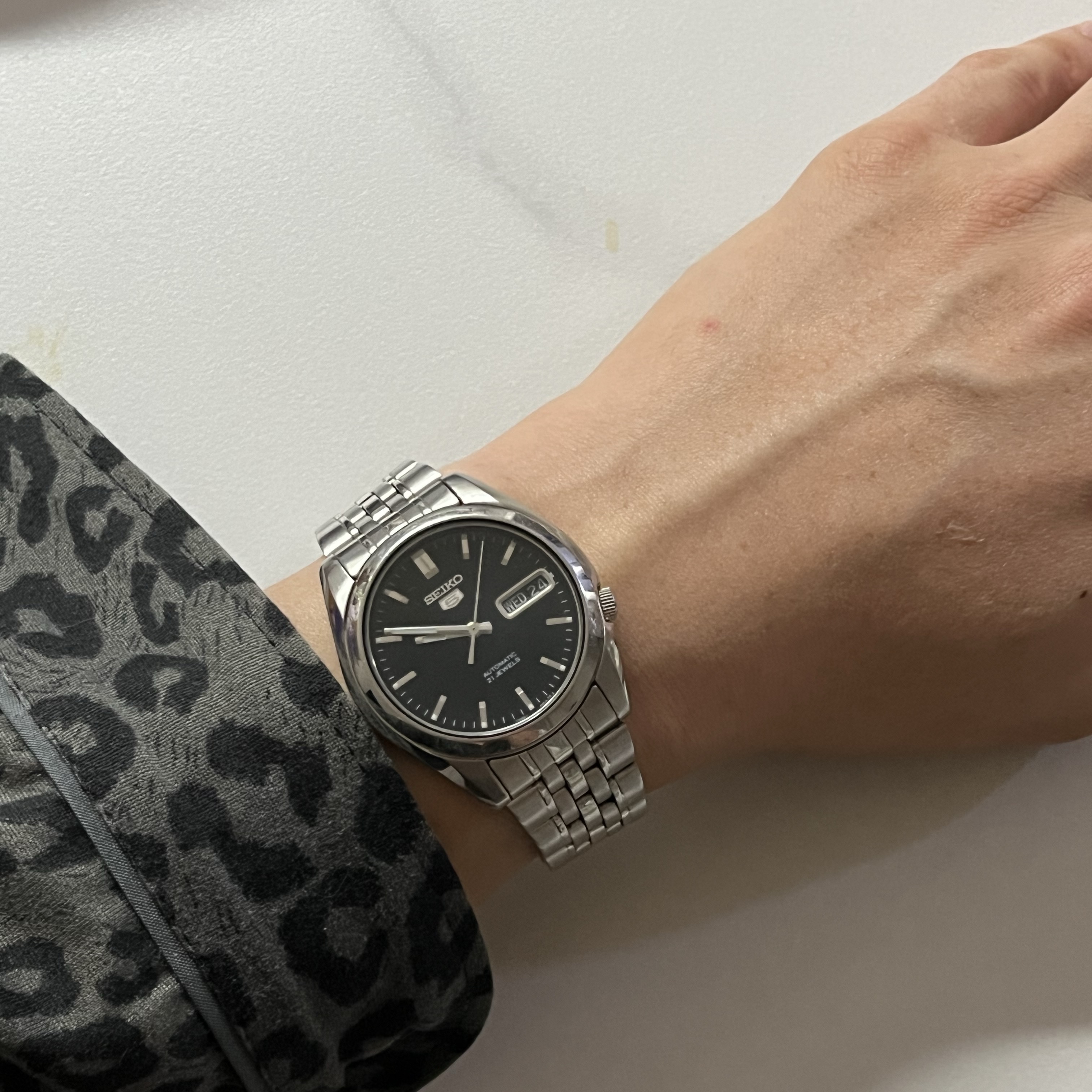 Seiko 5 SNK361K1 Black 착용 스타일