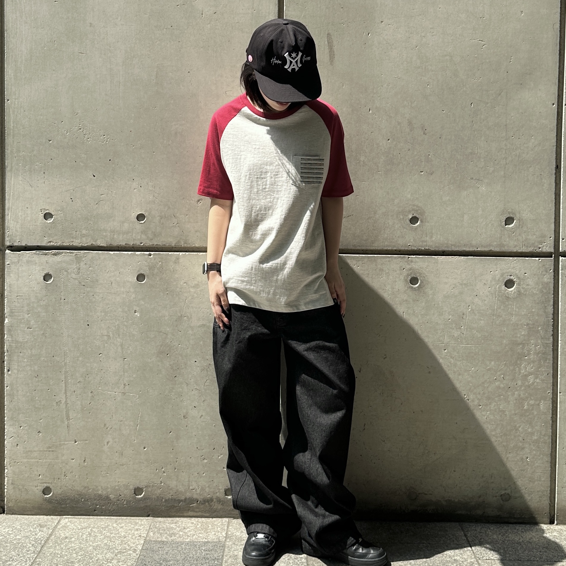 Millo Archive MA Baseball Logo Cap Black, Millo Archive Human Typo Denim Pants Denim Black 착용 스타일 - 2