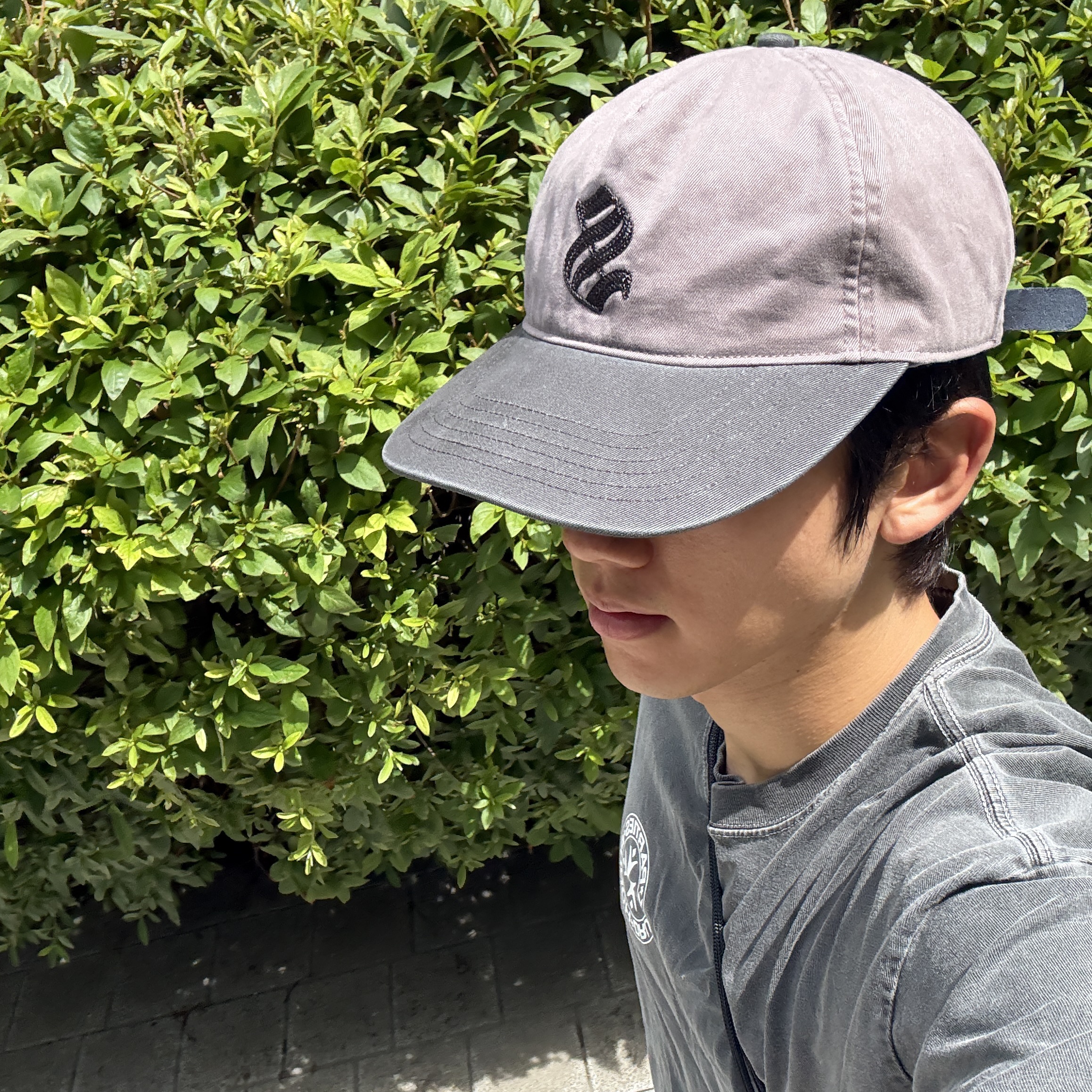 [예약 배송] Sunday Ceremony Old English Vintage Logo Cap - Lavender, Sunday Ceremony Sy Logo 5 Panel Cotton Cap - Brown 착용 스타일 - 5