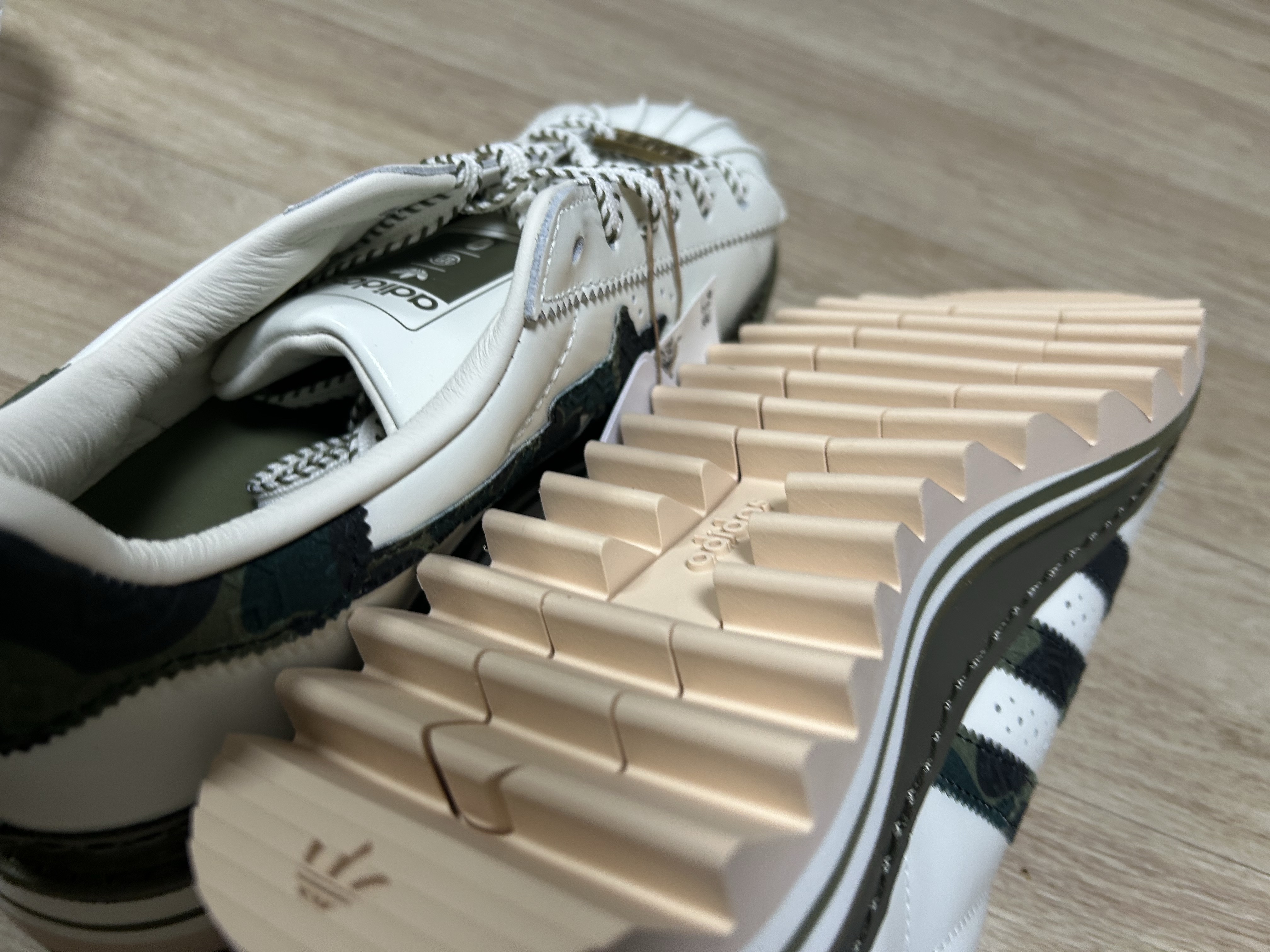Adidas x BAPE x Edison Chen Clot Superstar Off White Branch 착용 스타일
