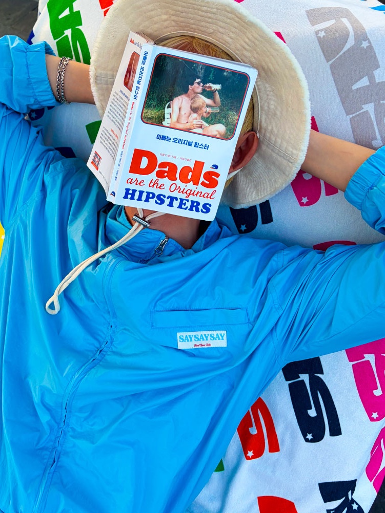 Jacquemus Le Bob Artichaut Bucket Hat Off White 착용 스타일