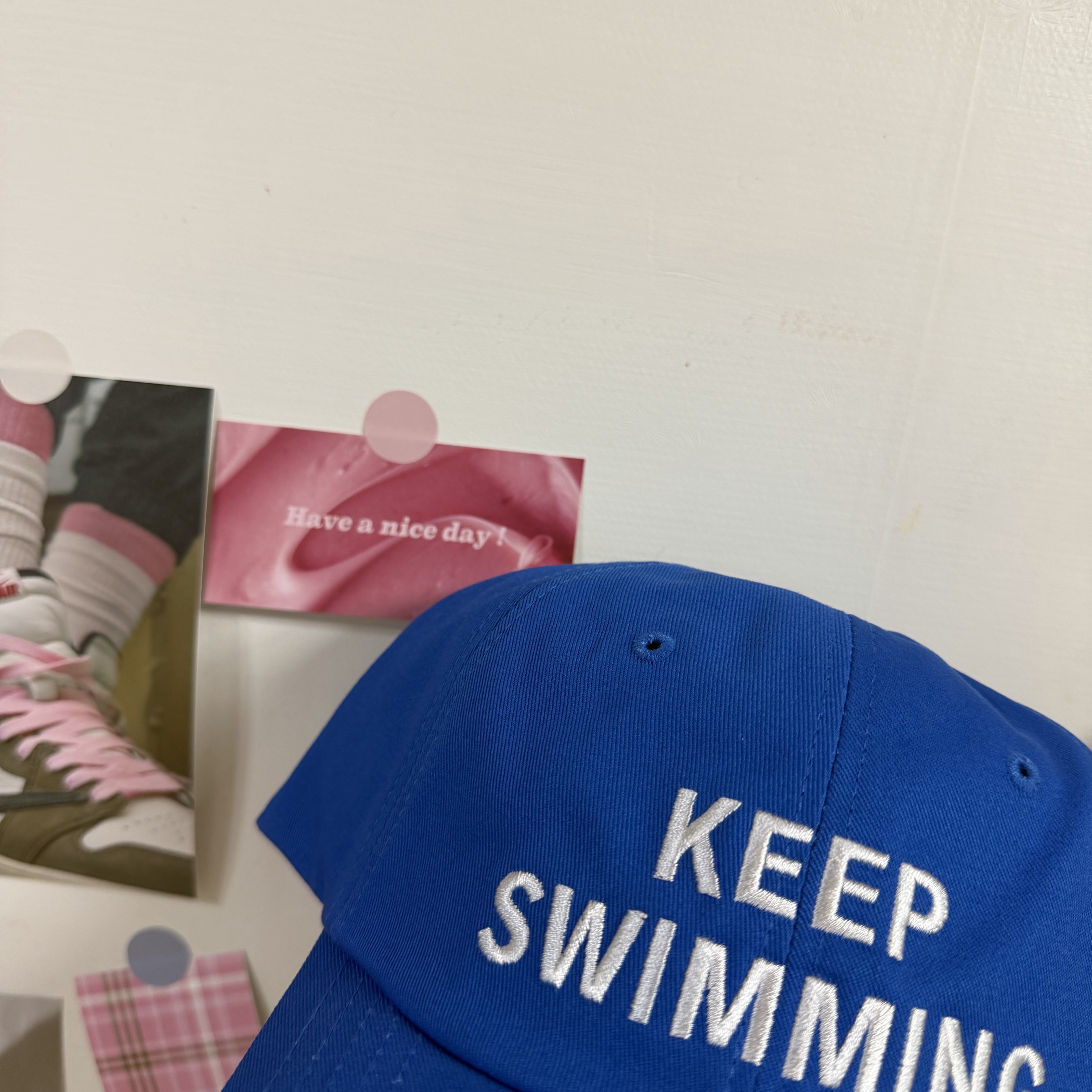 BTS Swim Ball Cap Blue 착용 스타일