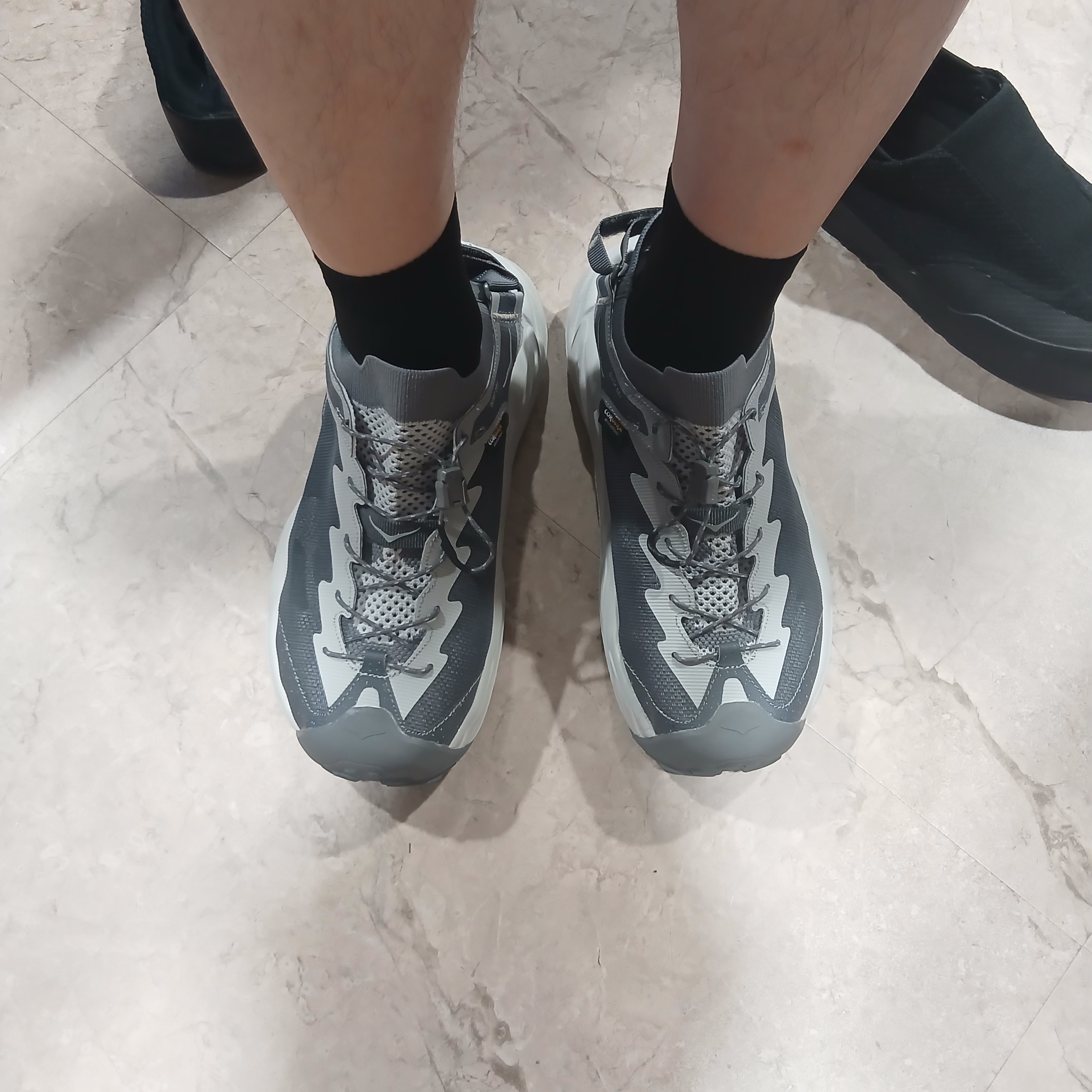 Hoka Hopara 2 Satellite Grey Stellar Grey, Hoka Hopara 2 Satellite Grey Stellar Grey - 25FW 착용 스타일 - 1