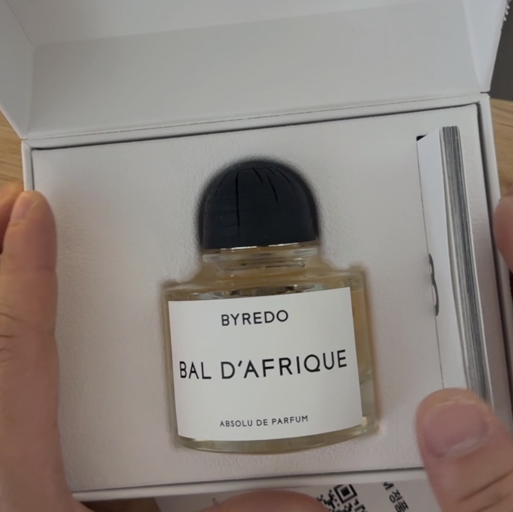 Byredo Bal d'Afrique Absolu De Parfum 50ml 착용 스타일