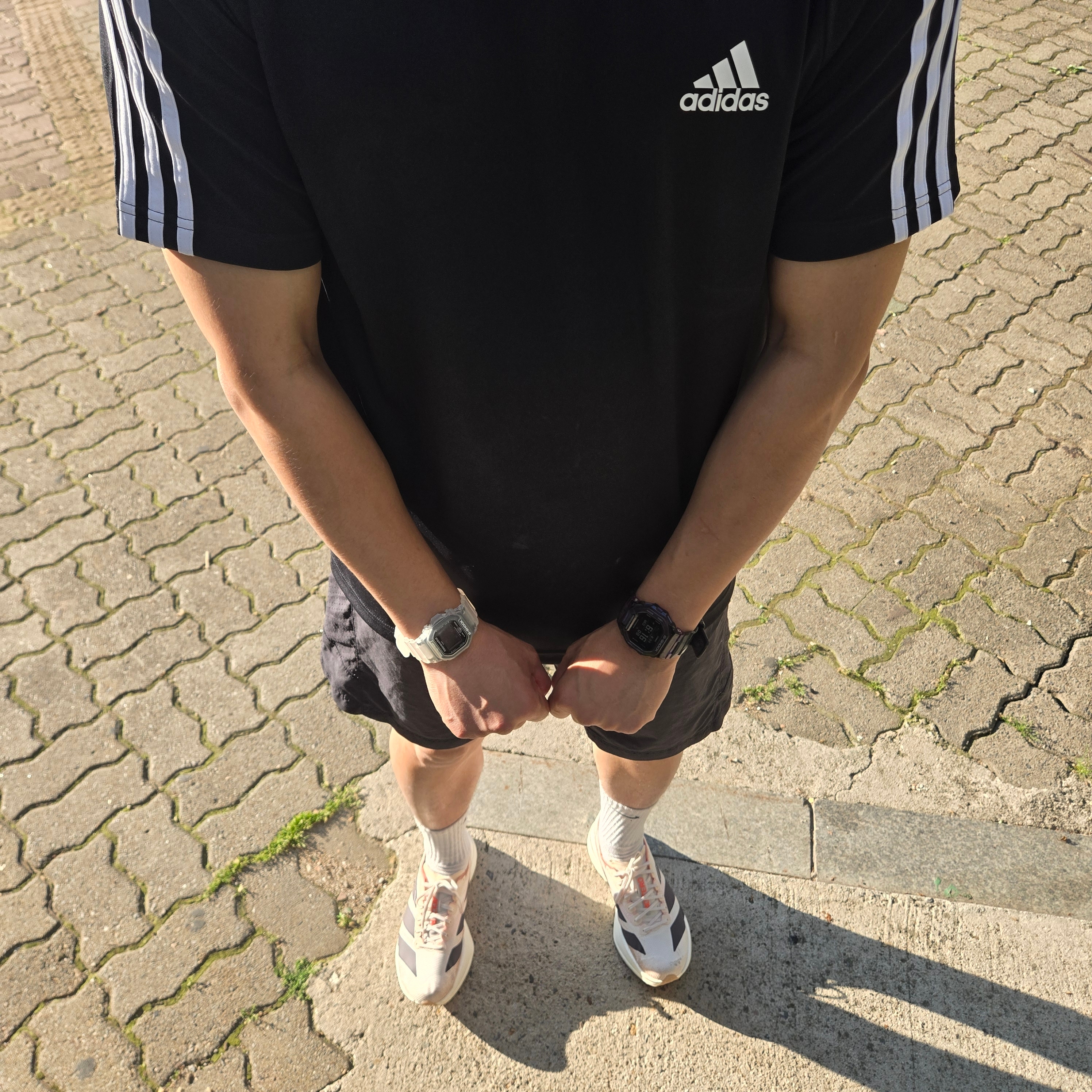 Casio G-Shock x Thisisneverthat DW-5600TNT-7 Transparent (Special Package Heather Grey Ver.), Adidas Adizero Adios Pro 4 Chalk White Grey Strata 착용 스타일 - 6